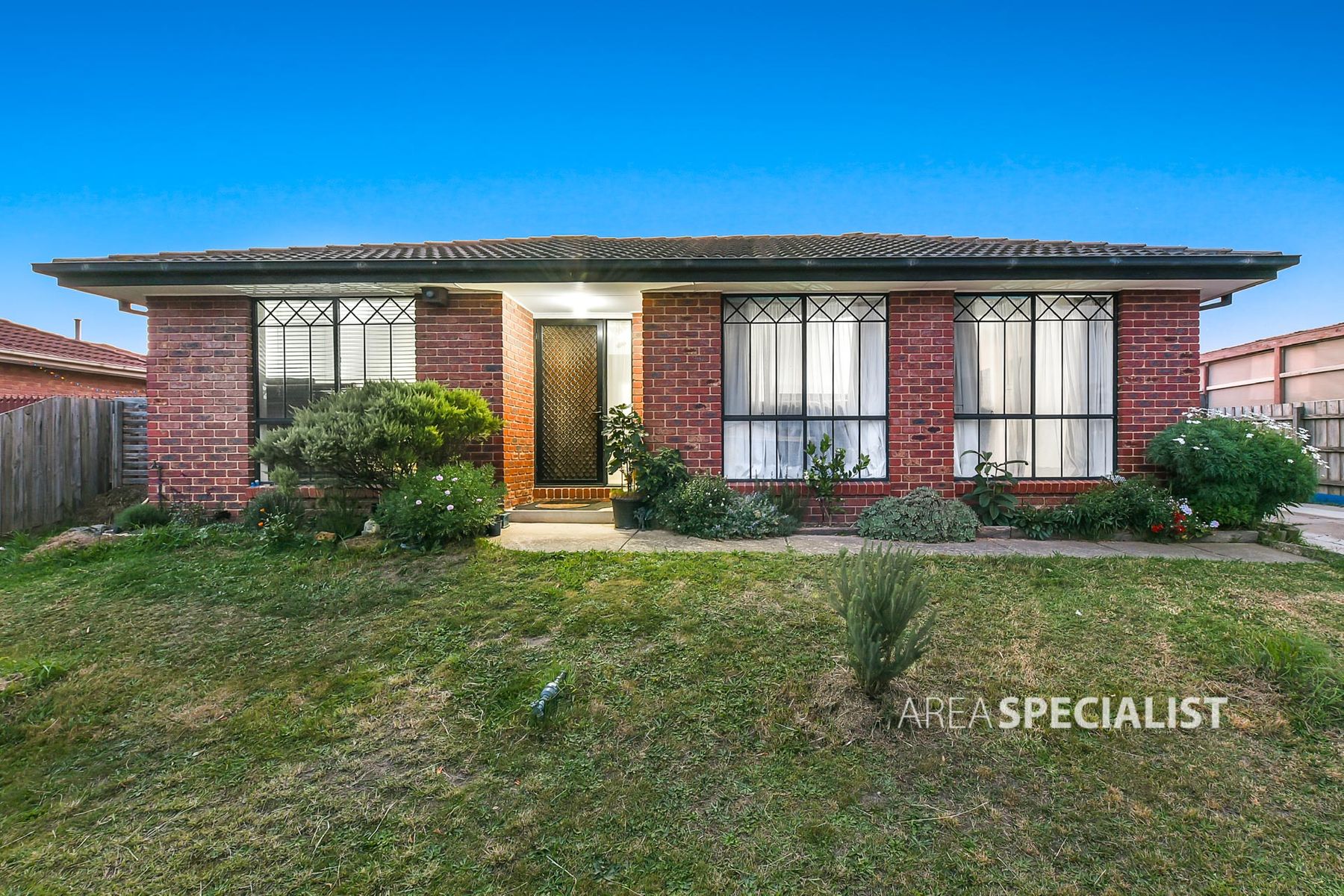 26 The Parkway, Hampton Park, VIC 3976, Hampton Park - Thumbnail 2