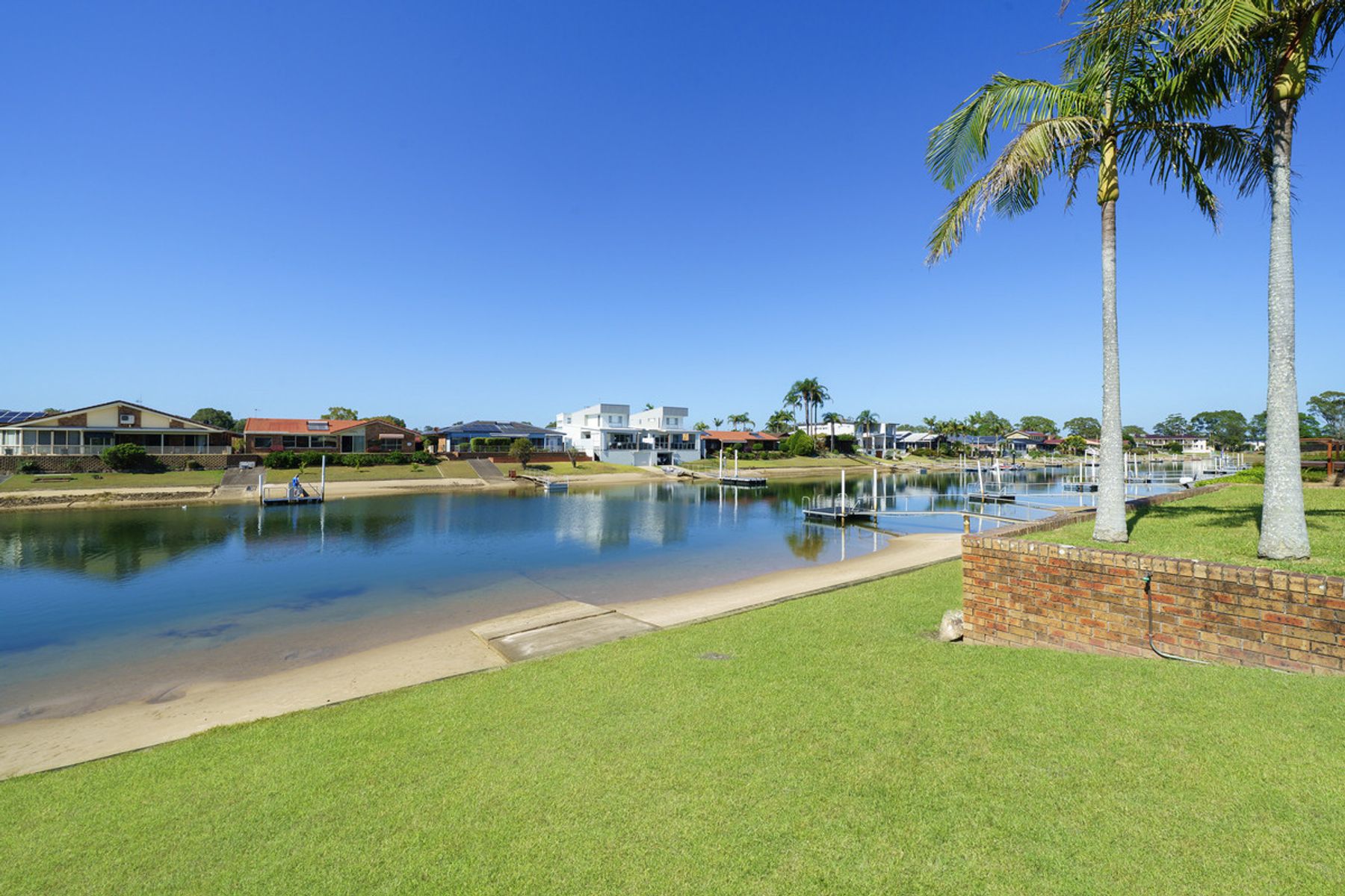 35 Newport Crescent, Port Macquarie NSW 2444, Port Macquarie - Thumbnail 2