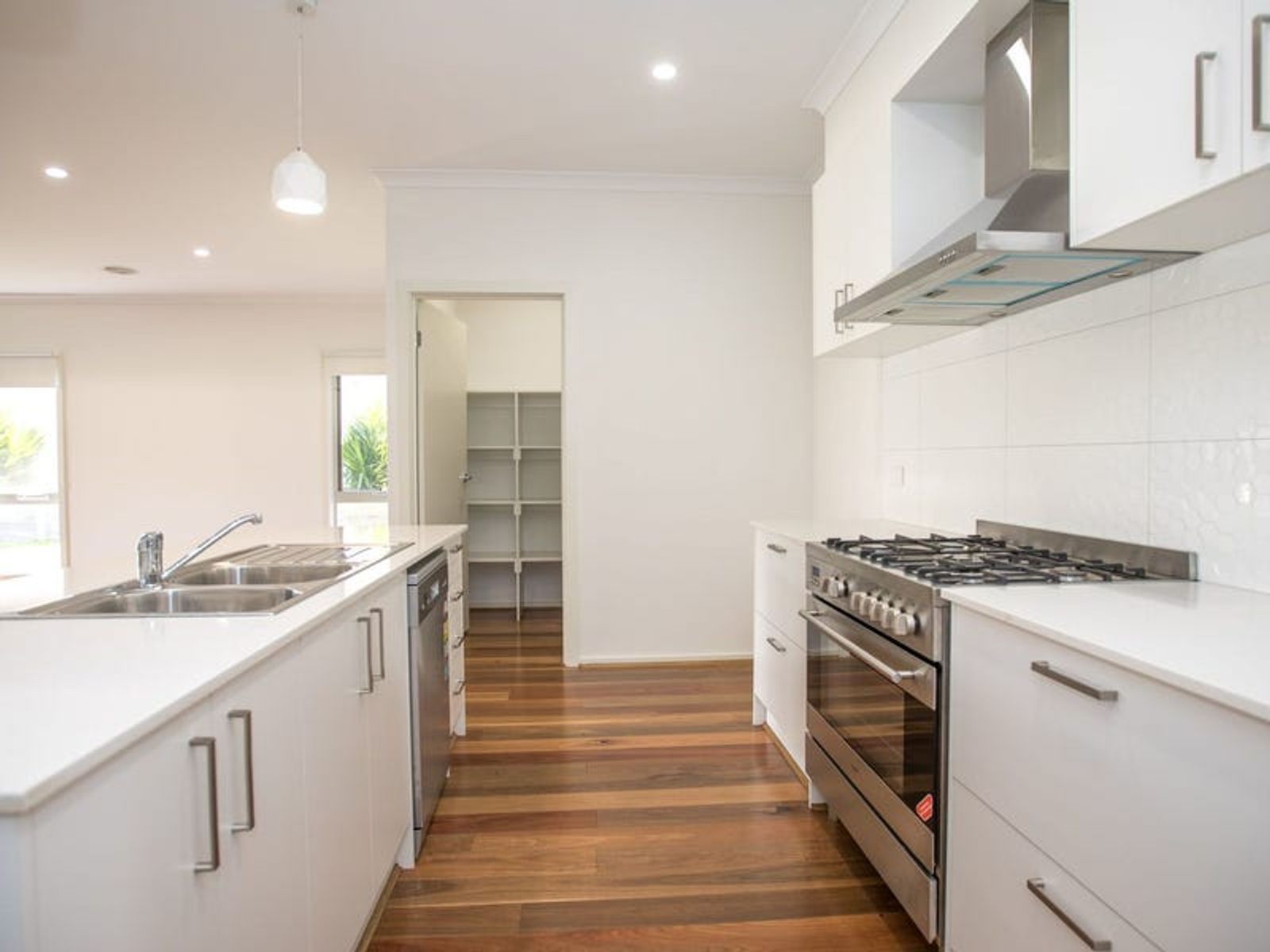 11 Clarke Street, Darley VIC 3340, Darley - Thumbnail 2
