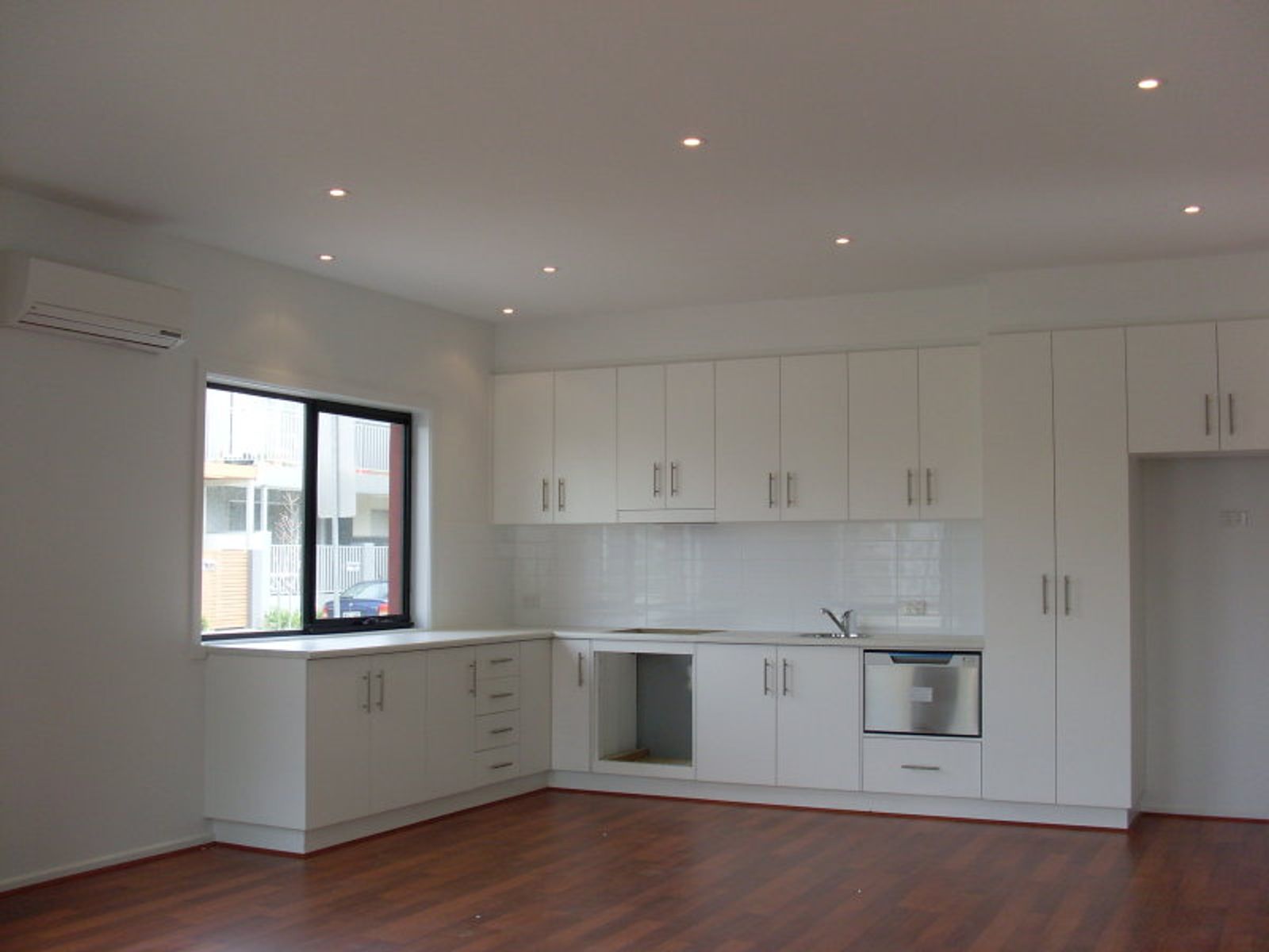 30 Yates Street, Mawson Lakes, SA 5095, Mawson Lakes - Thumbnail 6