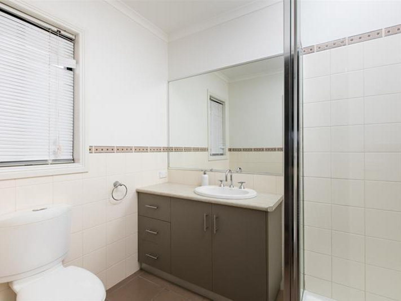 11/8 Taylor Drive, Mildura - Thumbnail 3