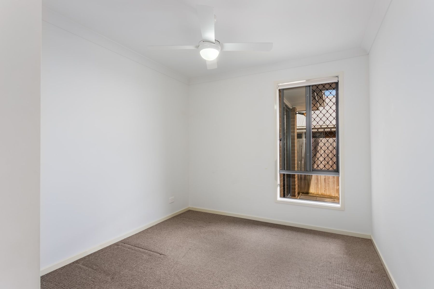 23 White Rock Drive, Redbank Plains QLD 4301, Redbank Plains - Thumbnail 8