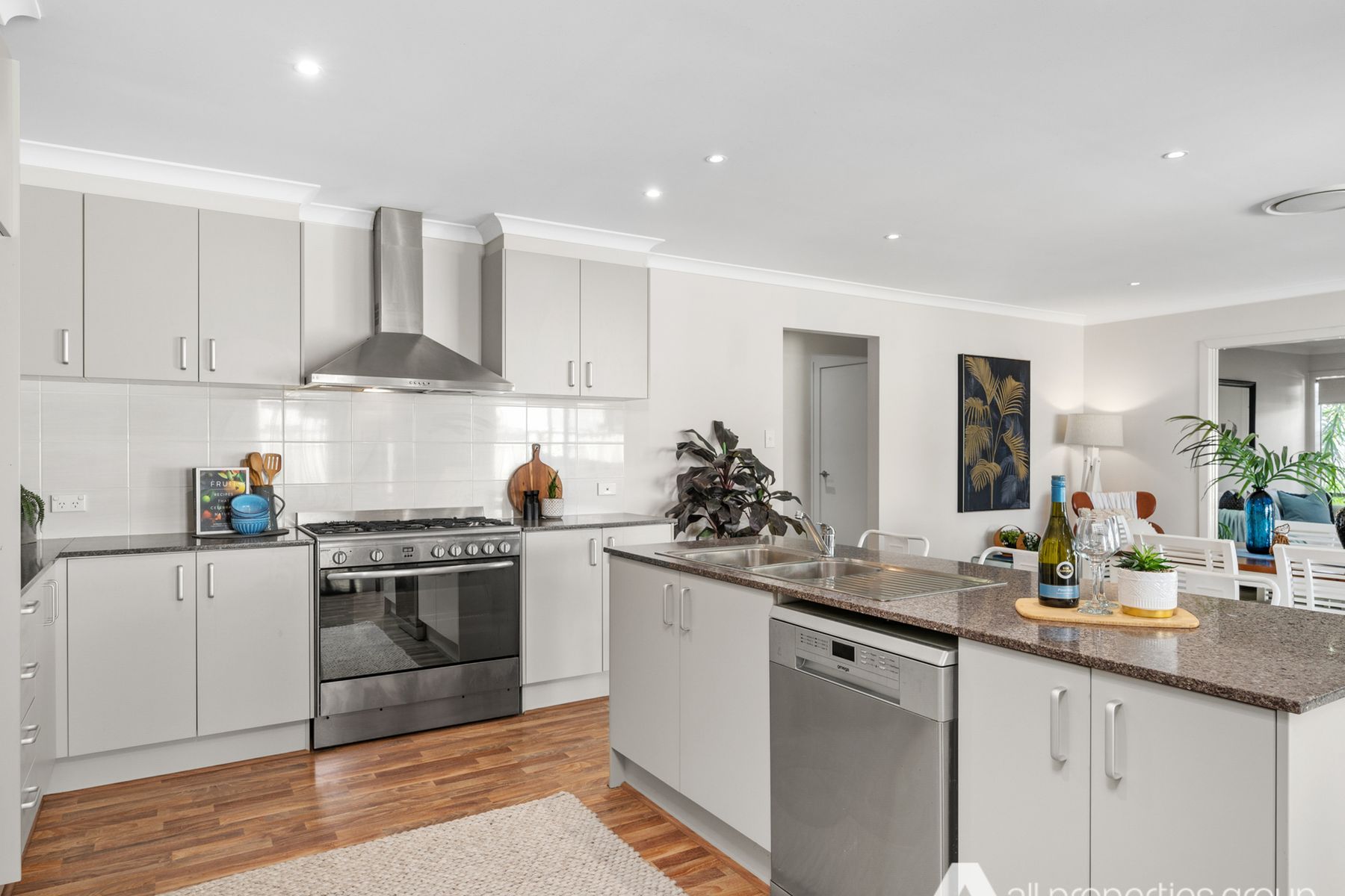 52 Juniper Street, Heathwood QLD 4110, Heathwood - Thumbnail 6