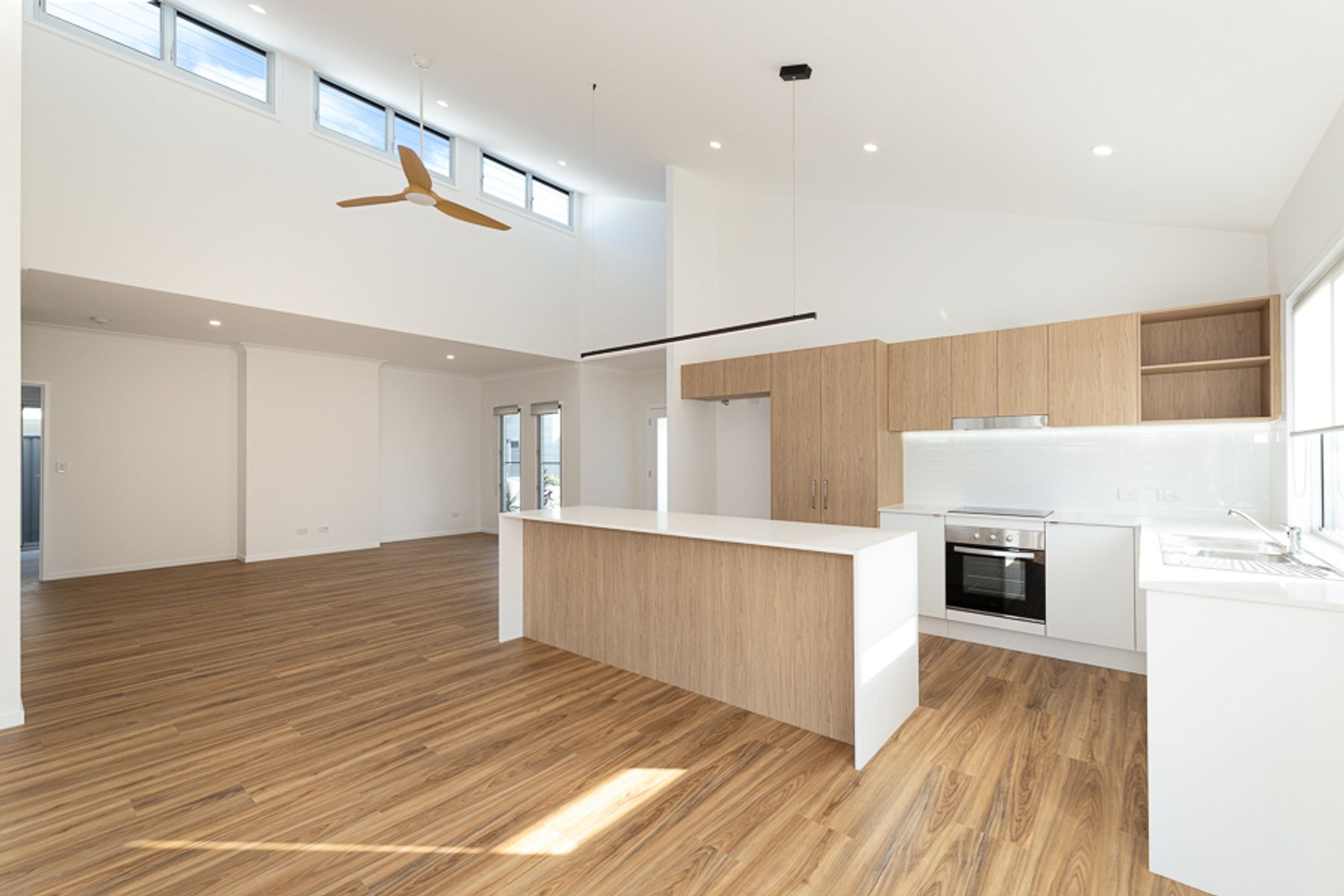 3/7 Third Avenue, Bongaree QLD 4507, Bongaree - Thumbnail 3