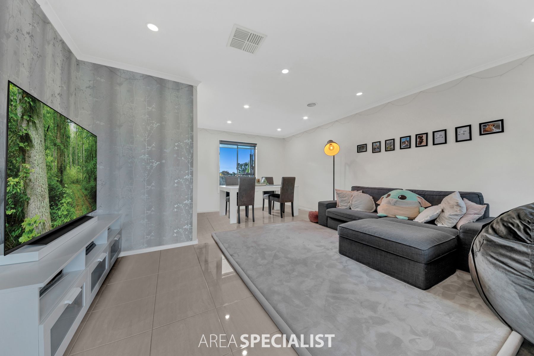 46 Ralph Crescent, Hampton Park, VIC 3976, Hampton Park - Thumbnail 3