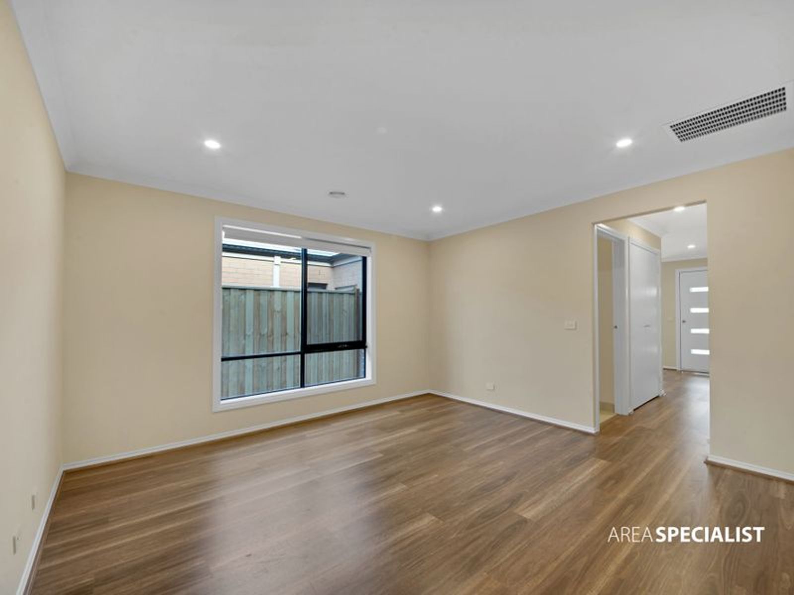 3 Pelham Drive, Clyde, Clyde - Thumbnail 4