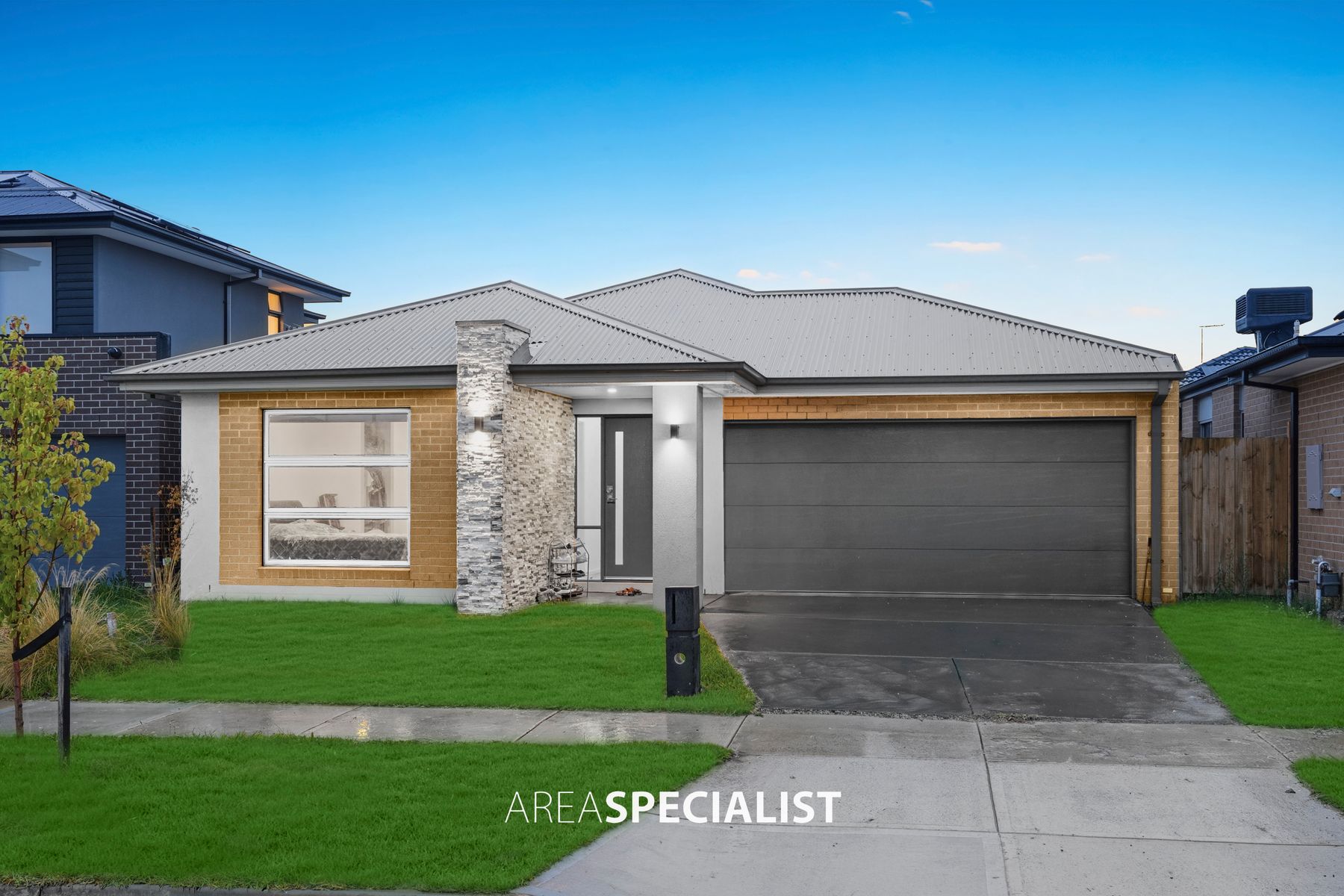 24 Patrobas Loop, Cranbourne East, Cranbourne East - Thumbnail 3