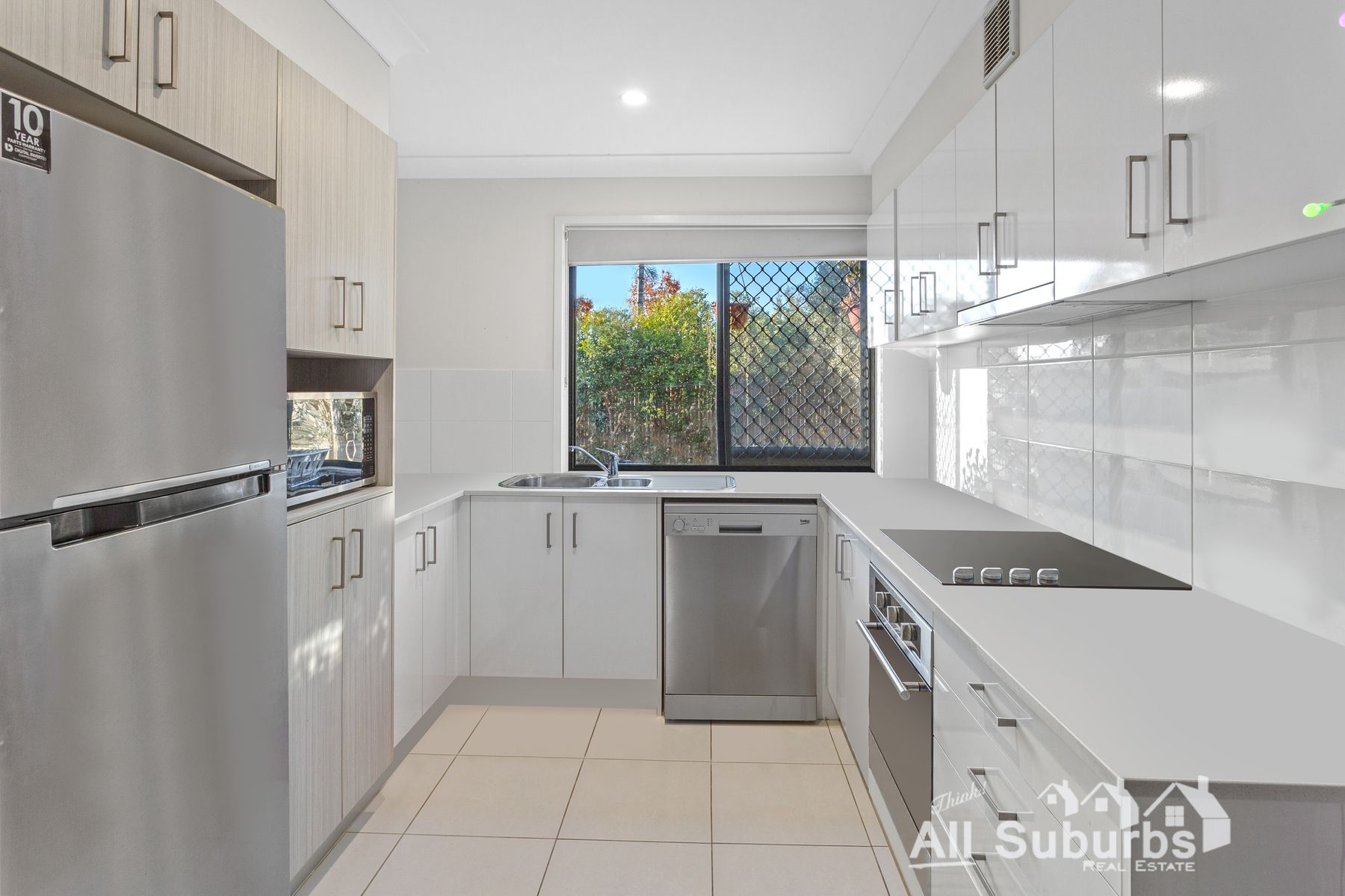 2/5 Devereaux Road, Boronia Heights QLD 4124, Boronia Heights - Thumbnail 2