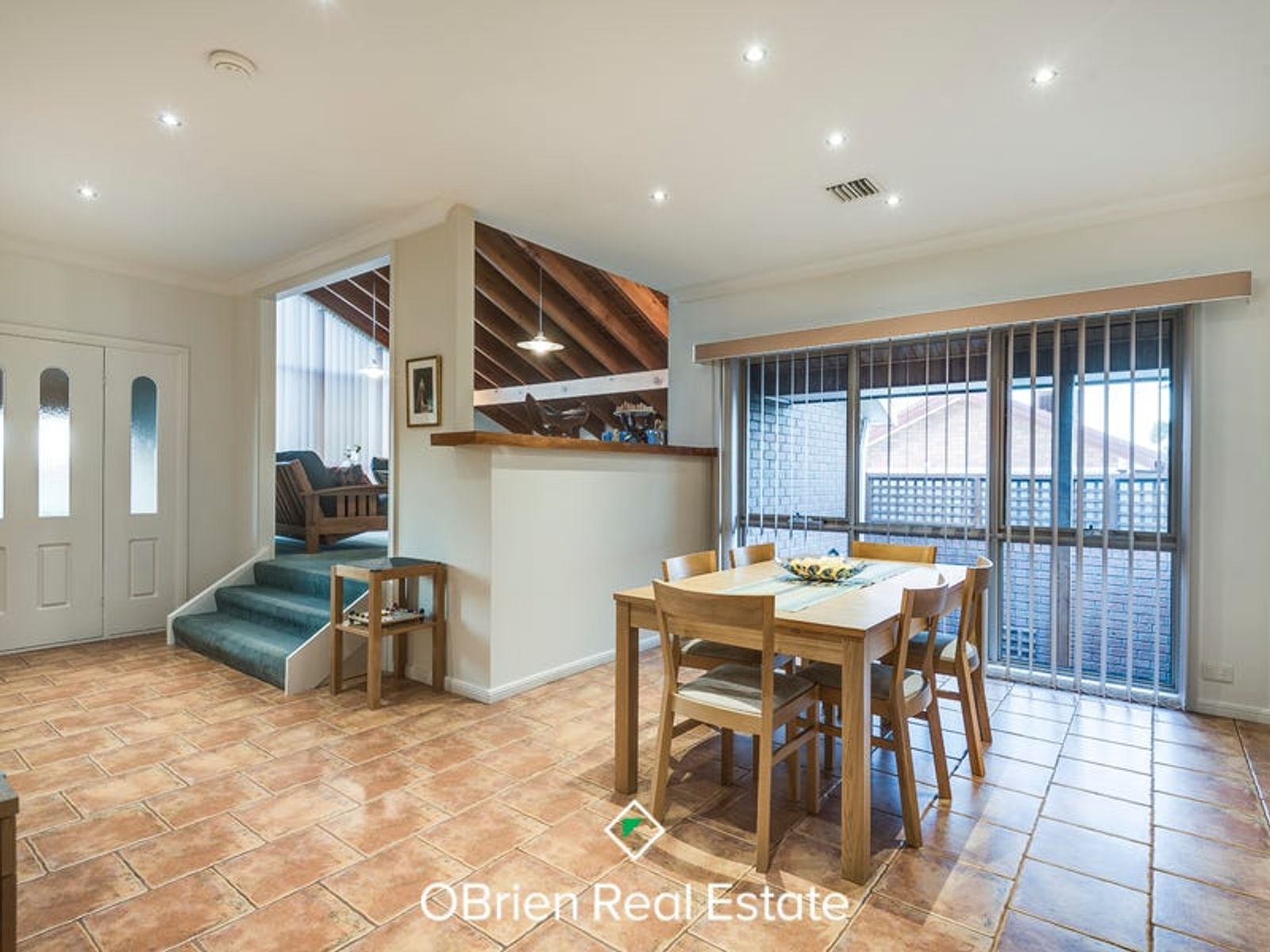 1 Theresa Gardens, Endeavour Hills, VIC 3802, Endeavour Hills - Thumbnail 4