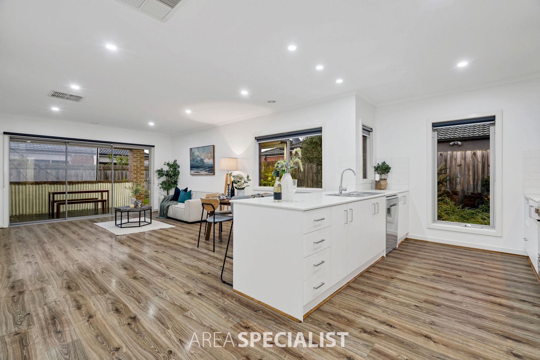 12 Cadillac Street, Cranbourne East, VIC 3977, Cranbourne East - Thumbnail 5