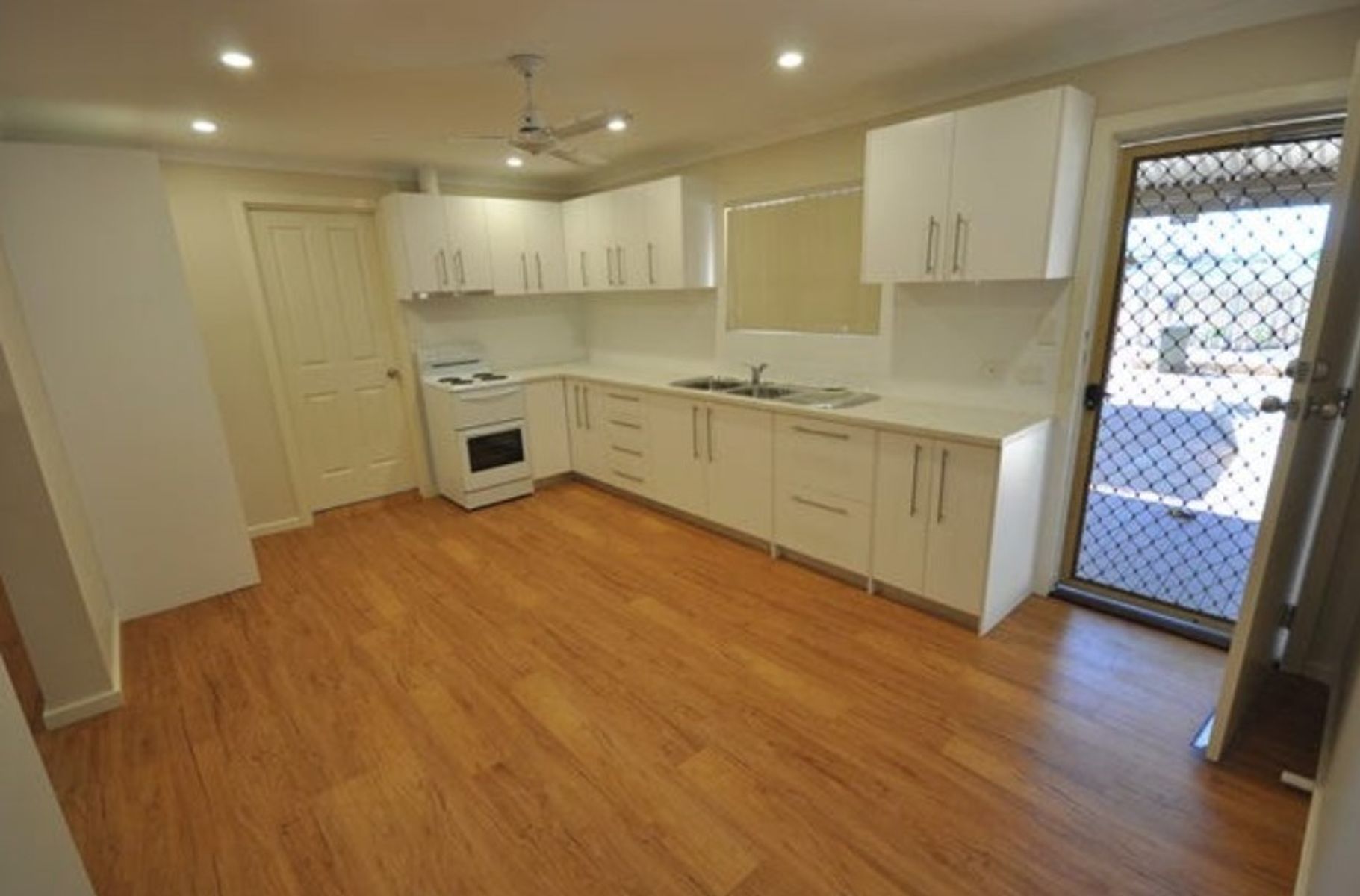 4 Bottlebrush Crescent, South Hedland WA 6722, South Hedland - Thumbnail 2