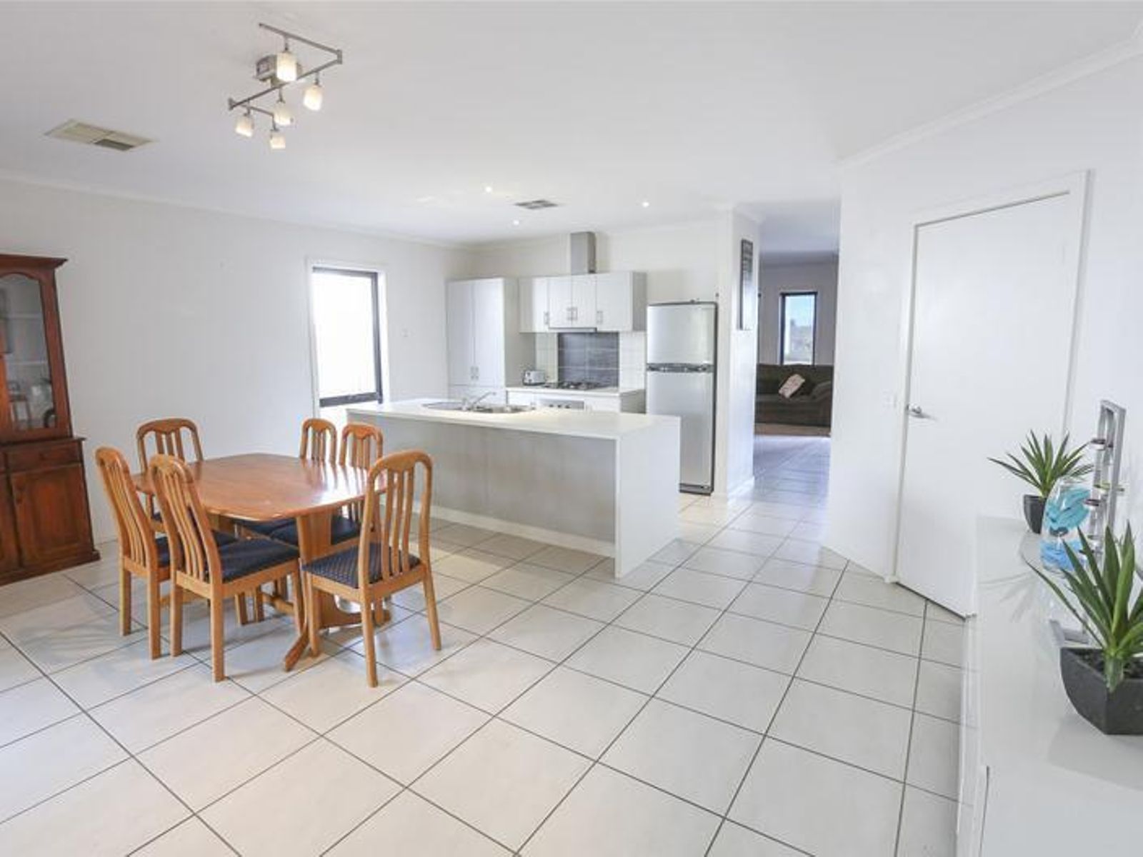 290 Sixteenth Street, Mildura - Thumbnail 3