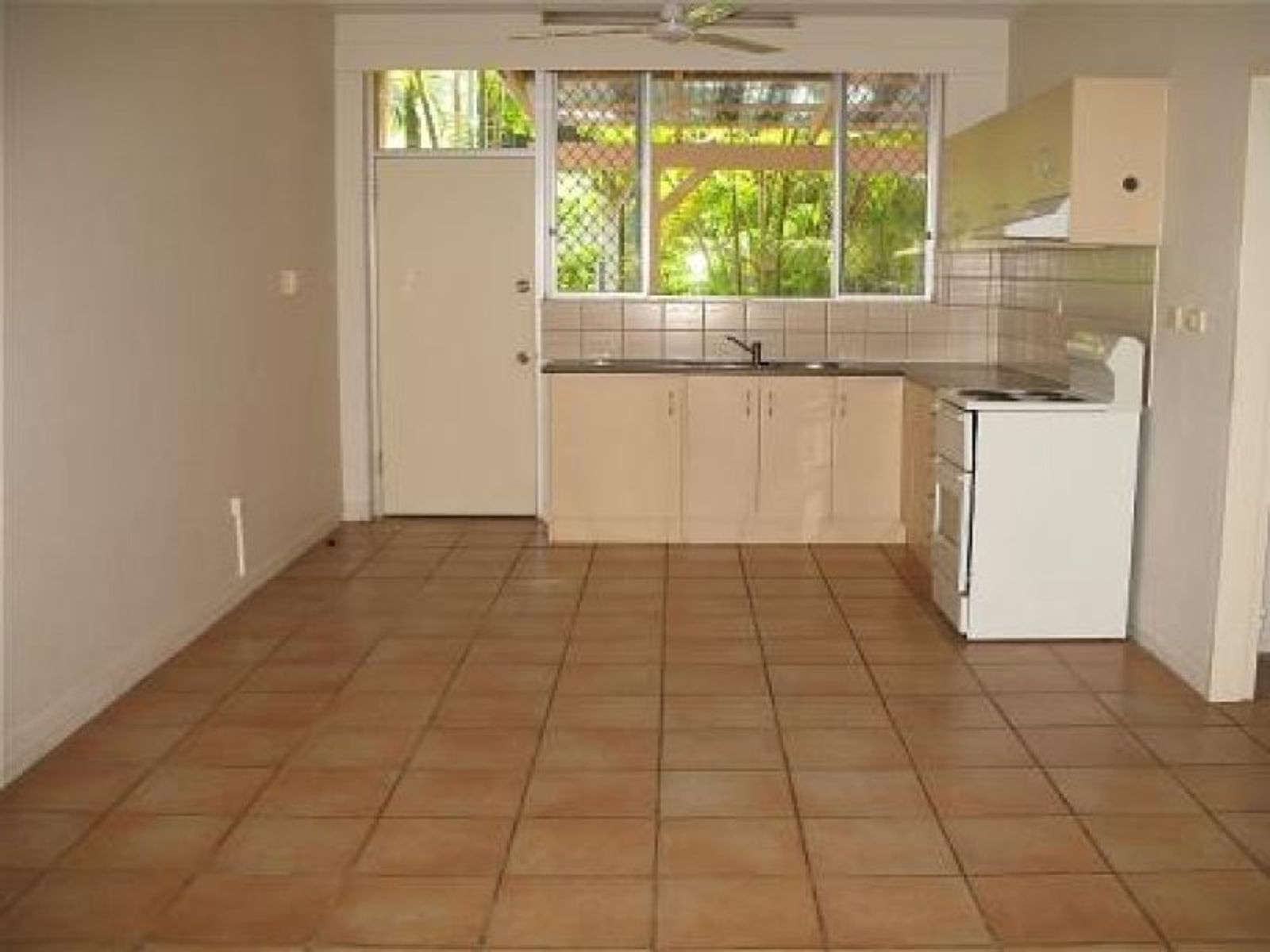 3/2 Philip Street, Fannie Bay NT 0820, Fannie Bay - Thumbnail 6