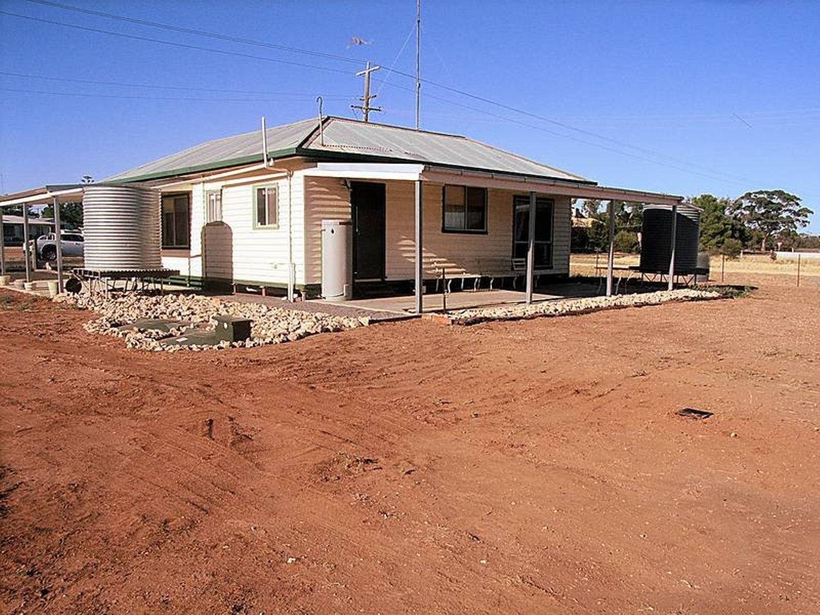 7-9 Goudie Street, Speed - Thumbnail 4