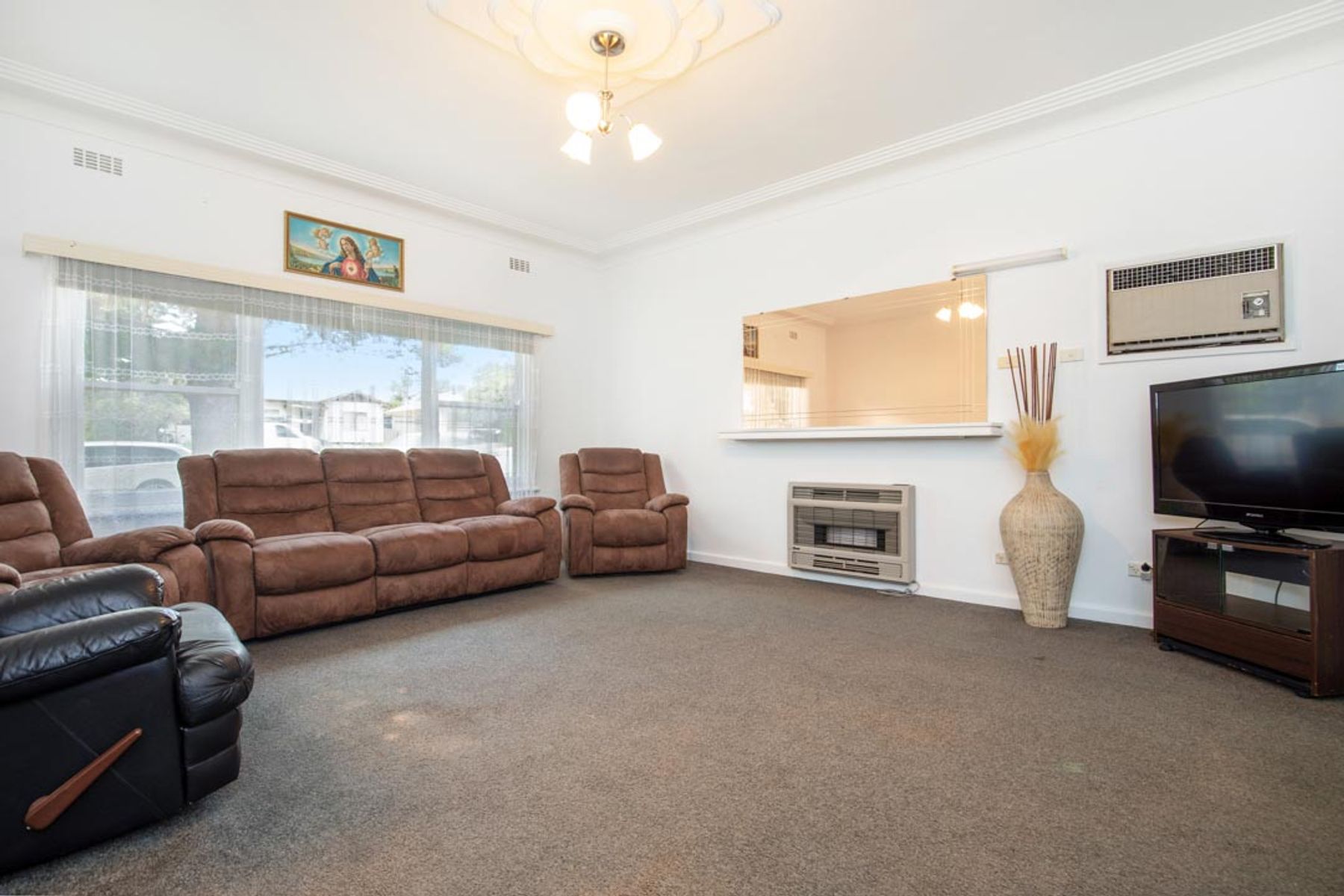 331 Eleventh Street, Mildura - Thumbnail 2