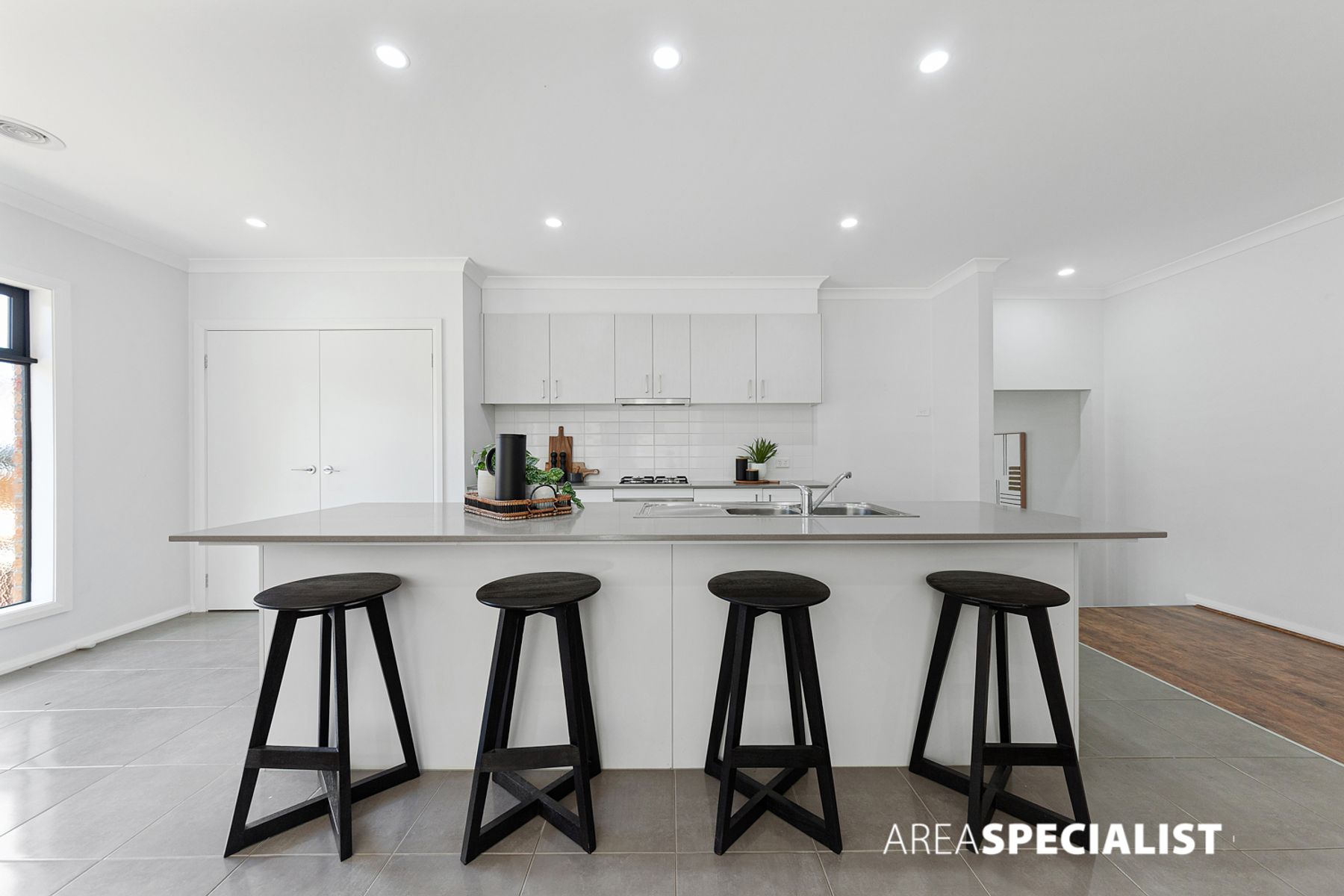 25 Shetland Court, Pakenham, VIC 3810, Pakenham - Thumbnail 3