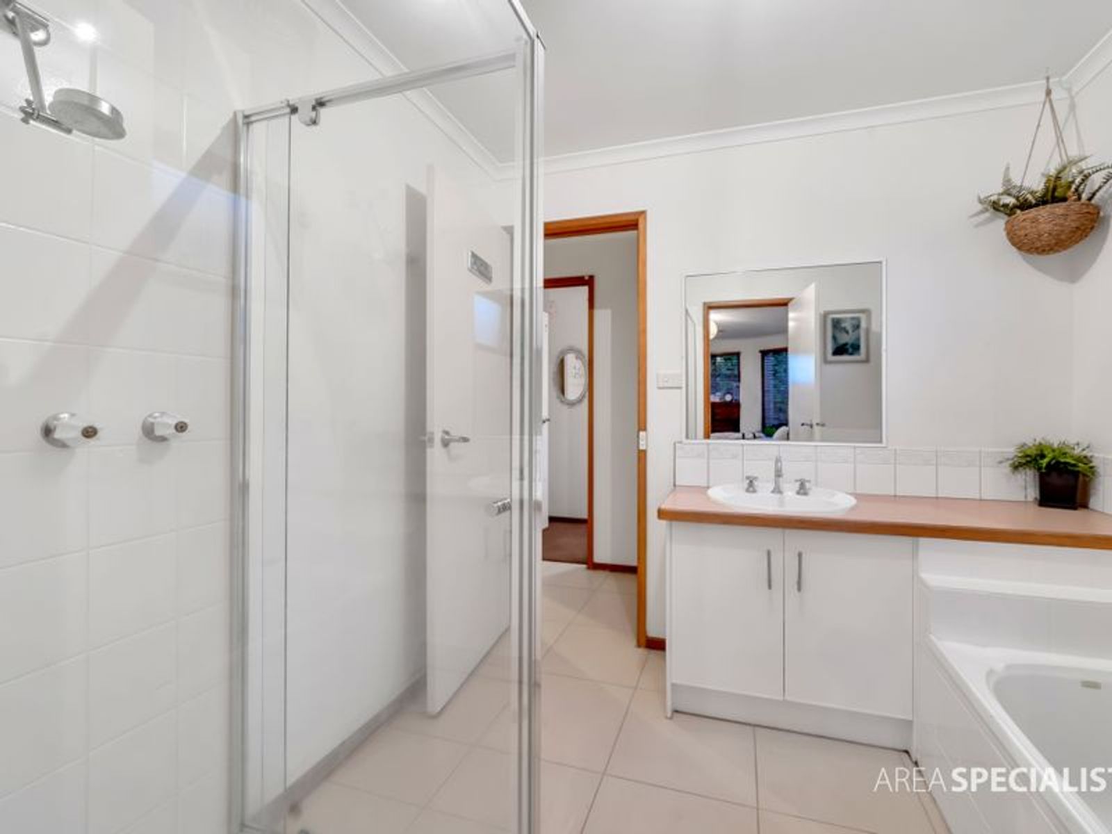 21 Brentwood Drive, Cranbourne North, VIC 3977, Cranbourne North - Thumbnail 8