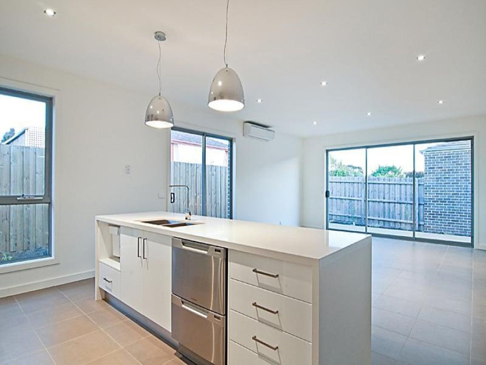 89 Rimcross Drive, Avondale Heights - Thumbnail 6