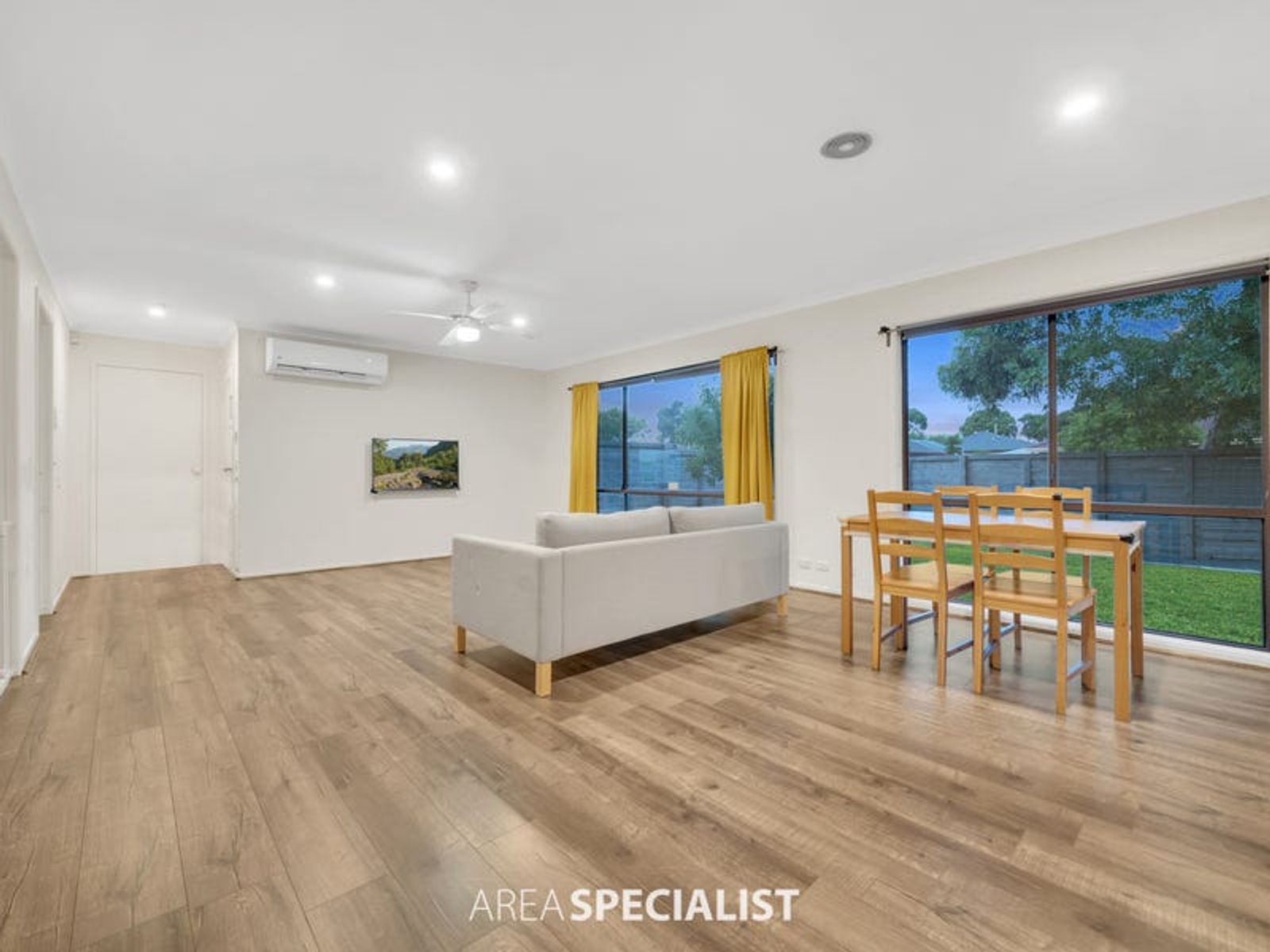 50 Beckington Crescent, Hampton Park, VIC 3976, Hampton Park - Thumbnail 4