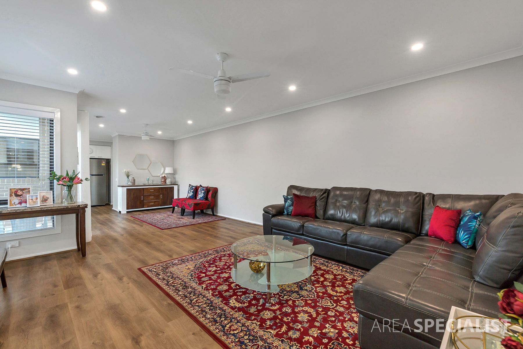 198 Wheelers Park Drive, Cranbourne North, VIC 3977, Cranbourne North - Thumbnail 5