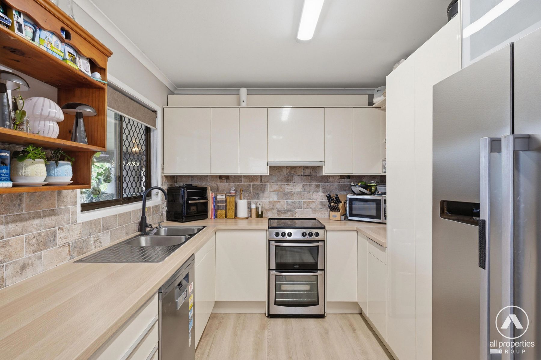 75 Limerick Drive, Crestmead QLD 4132, Crestmead - Thumbnail 2