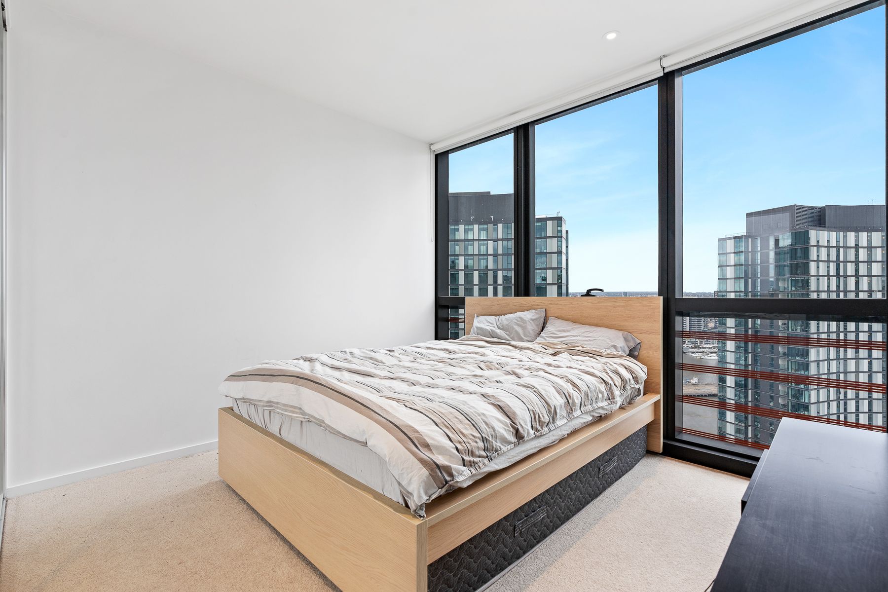 2701N/889 Collins Street, Docklands, VIC 3008, Docklands - Thumbnail 4