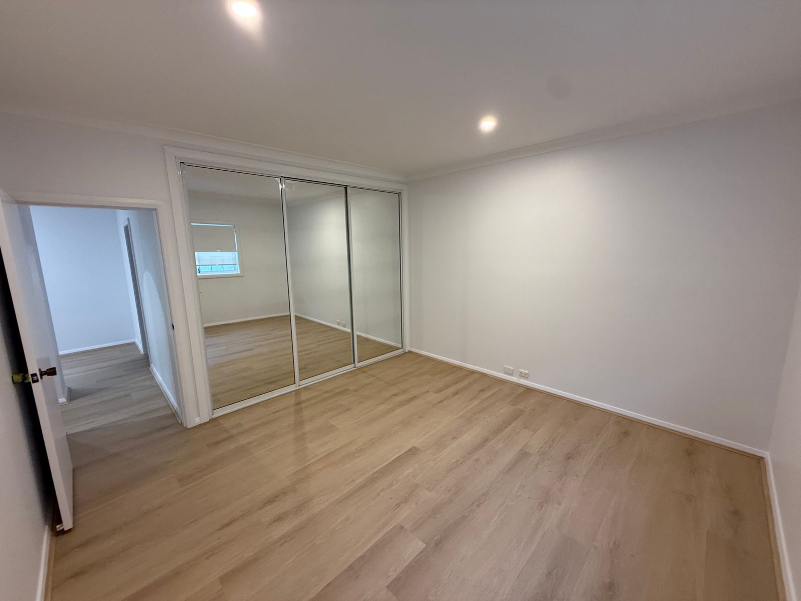 1/43 Chamberlain road, Padstow NSW 2211, Padstow - Thumbnail 2