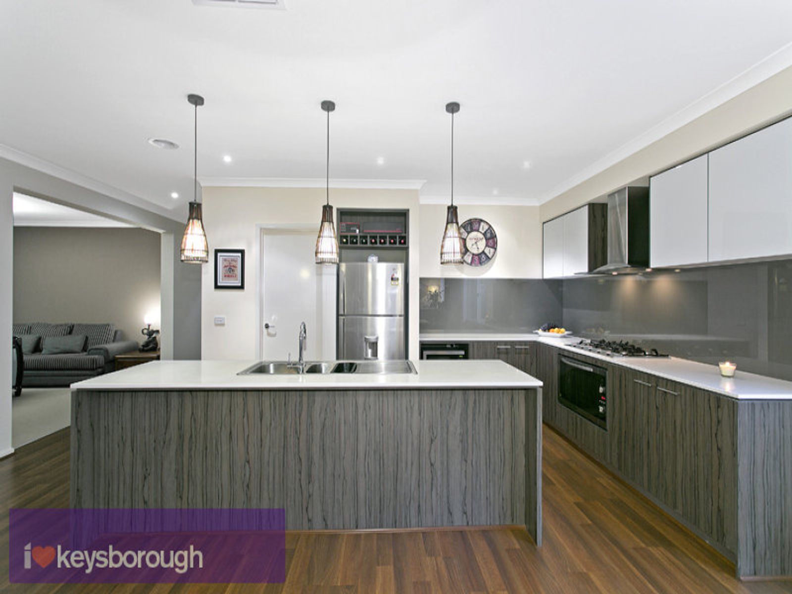 16 Ellsworth Drive, Keysborough, VIC 3173, Keysborough - Thumbnail 2