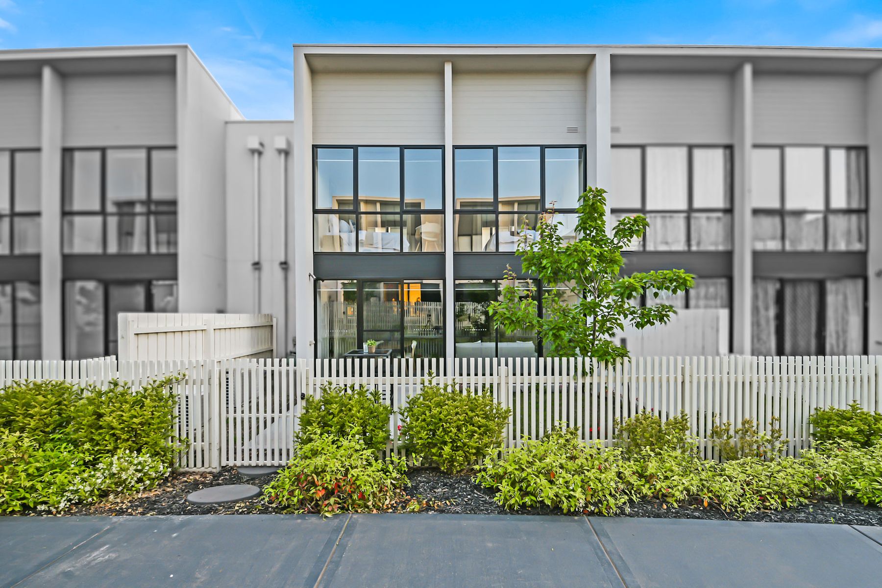 32 Bombala Street, Springvale, VIC 3171, Springvale - Thumbnail 2
