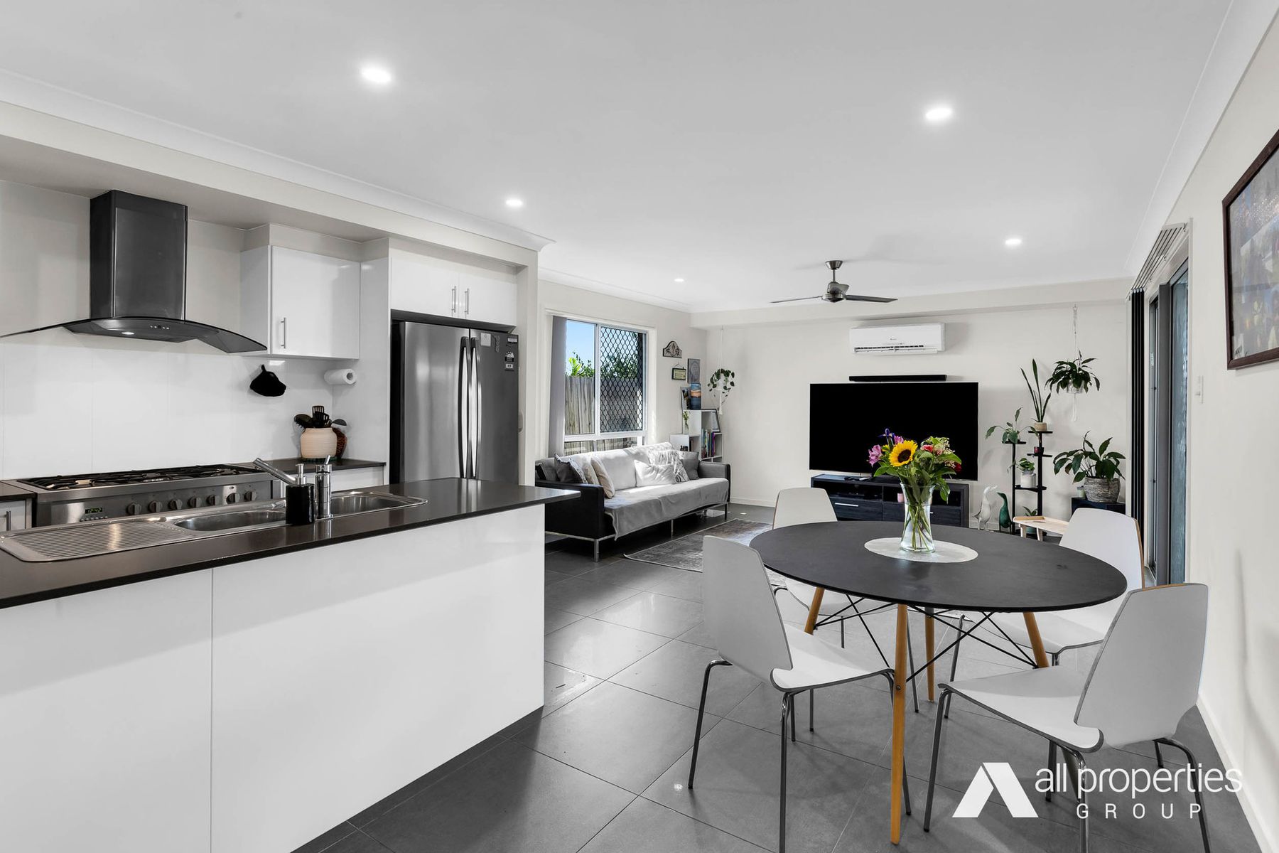 21 Soapstone Crescent, Yarrabilba QLD 4207, Yarrabilba - Thumbnail 3