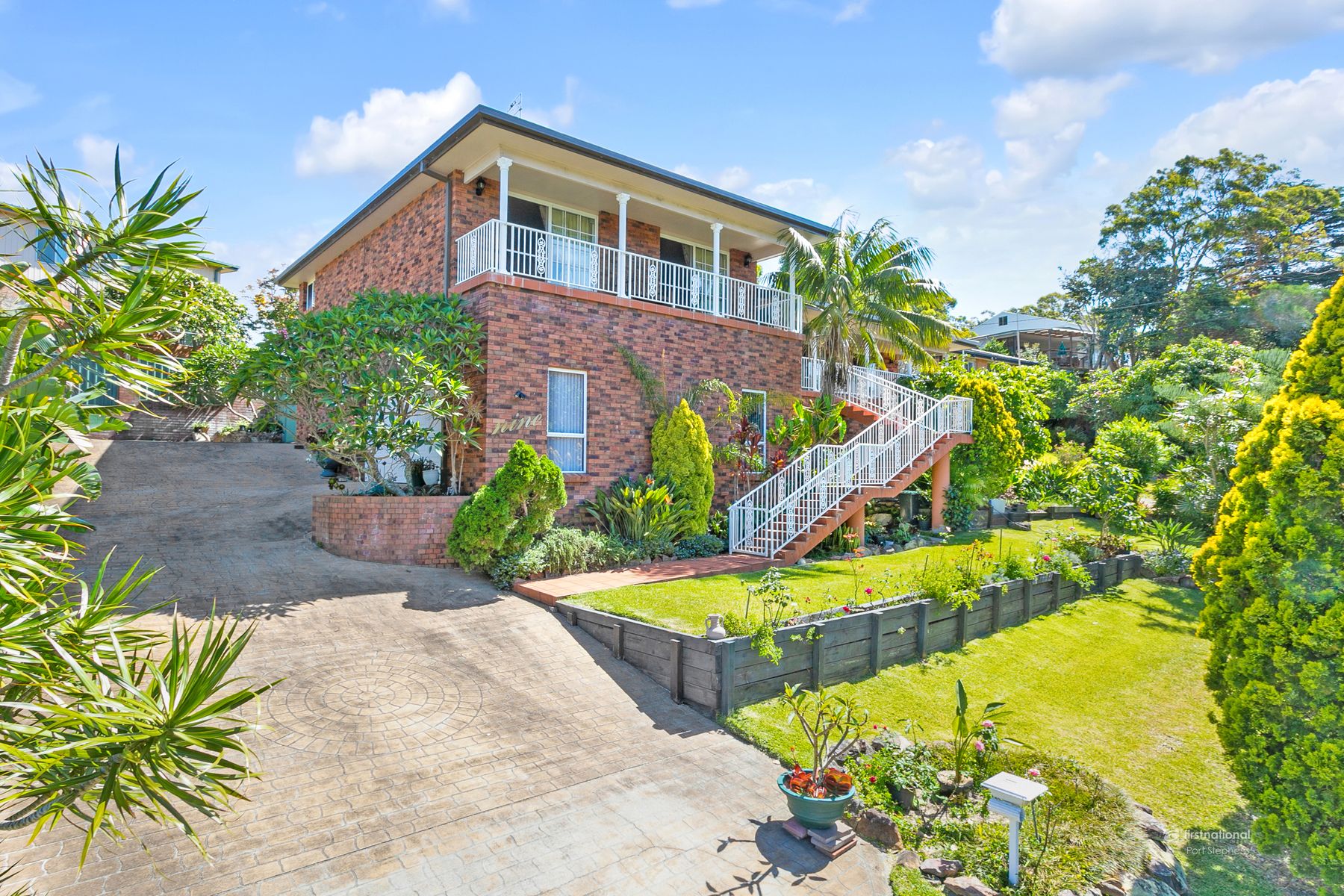 9 Bagnall Avenue, Soldiers Point NSW 2317