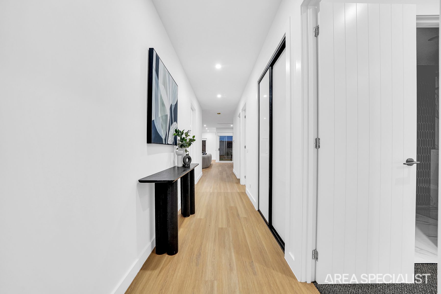 738 Neale Road, Deanside, Deanside - Thumbnail 4