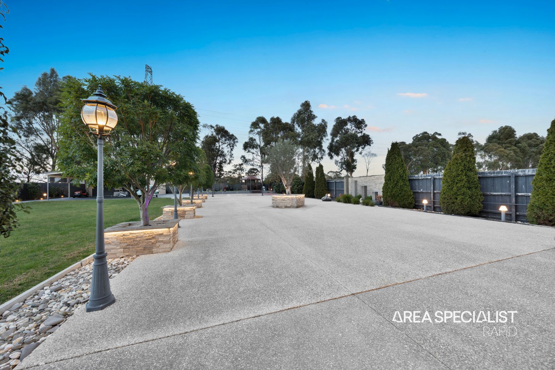 4 The Grove, Hampton Park, VIC 3976, Hampton Park - Thumbnail 2