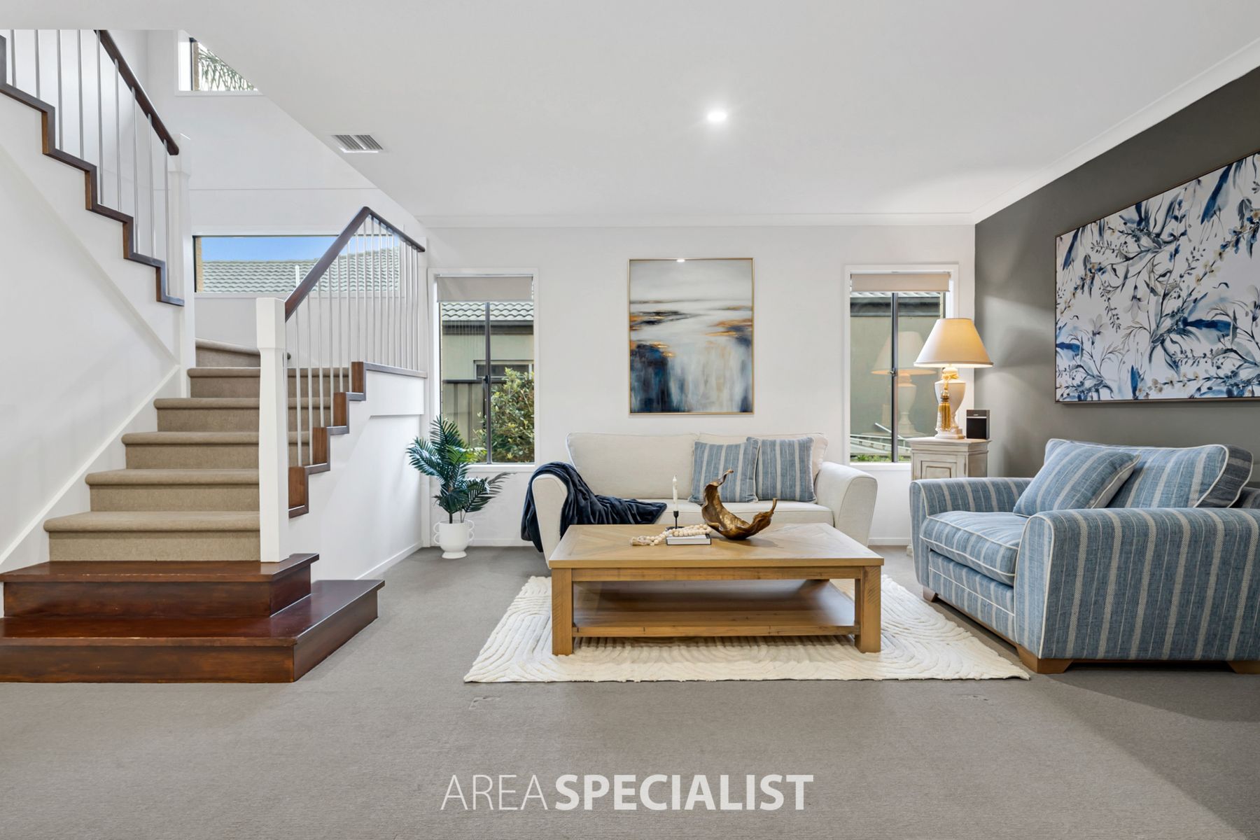10 Blackforest Way, Clyde North, VIC 3978, Clyde North - Thumbnail 2
