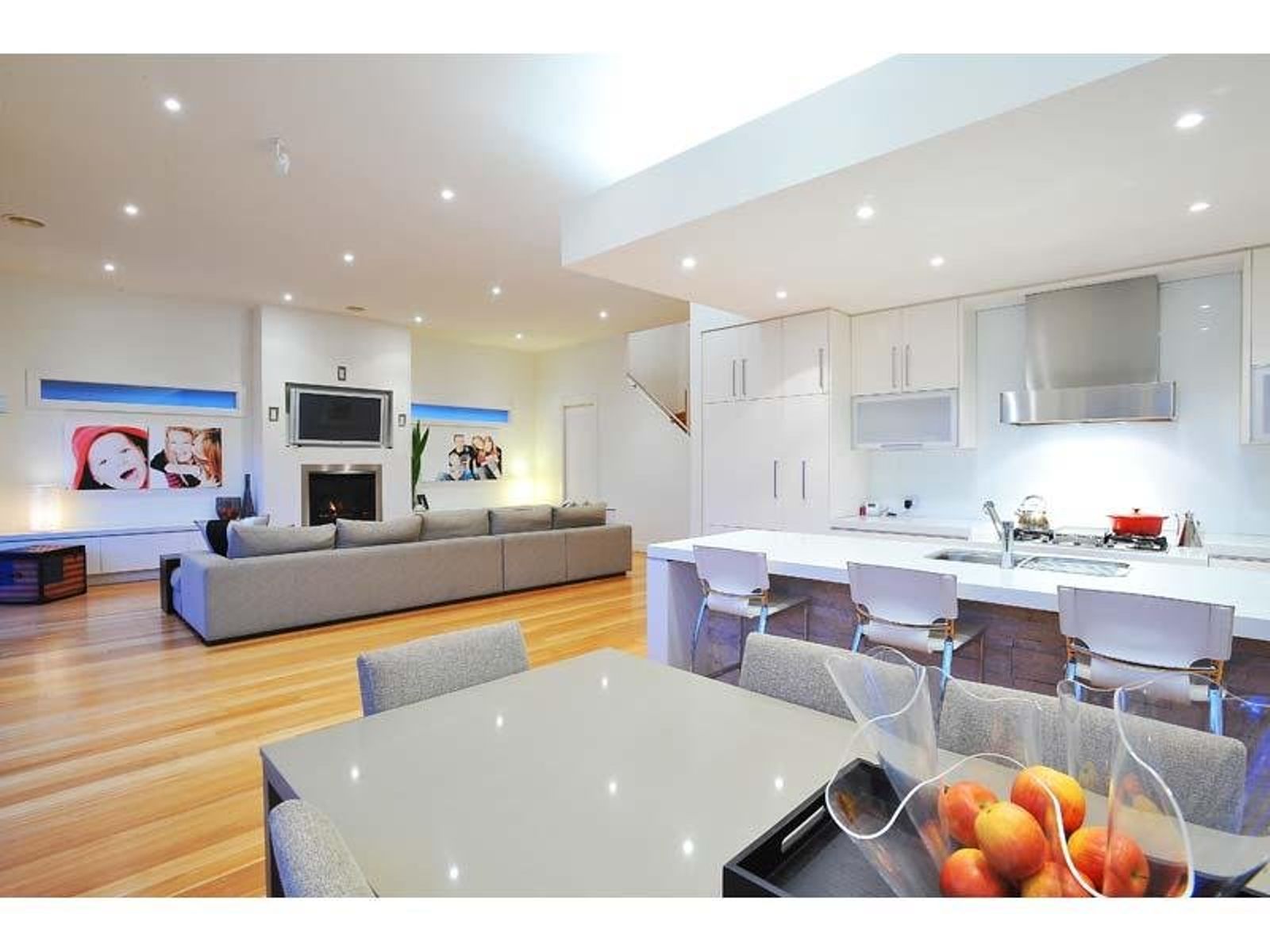 33 Victoria Street, Williamstown - Thumbnail 4