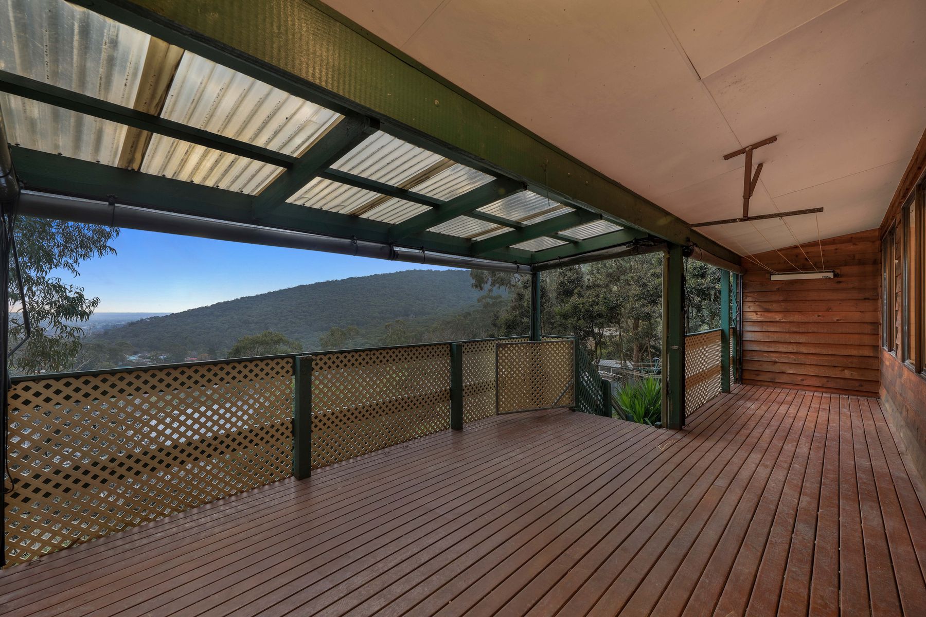 17 Jones Avenue, Upper Ferntree Gully, VIC 3156, Upper Ferntree Gully - Thumbnail 5