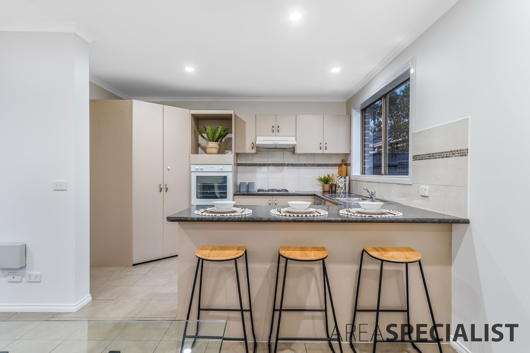 27 Ebony Street, Cranbourne, VIC 3977, Cranbourne - Thumbnail 6