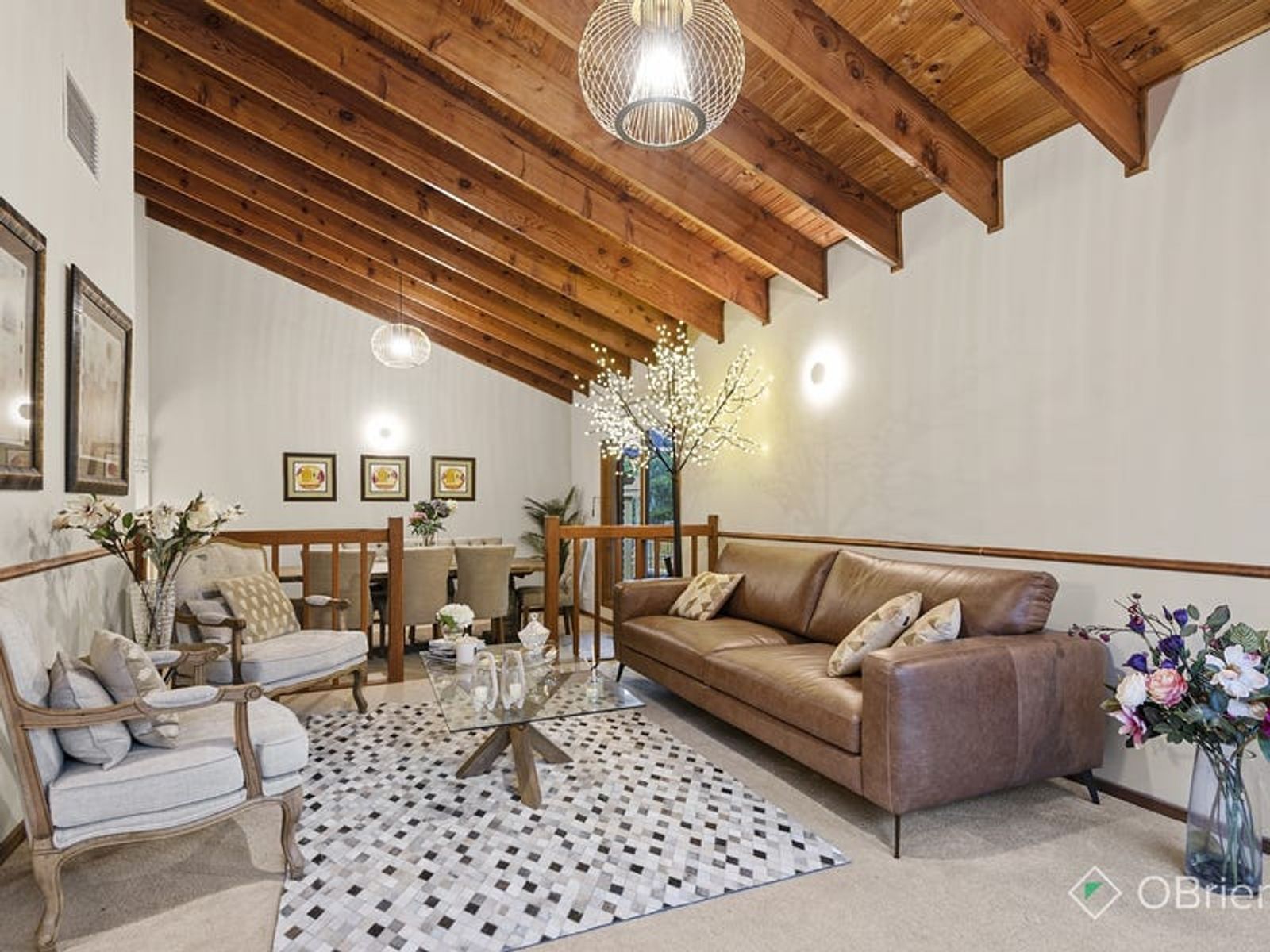 9 Cunningham Drive, Endeavour Hills, VIC 3802, Endeavour Hills - Thumbnail 2
