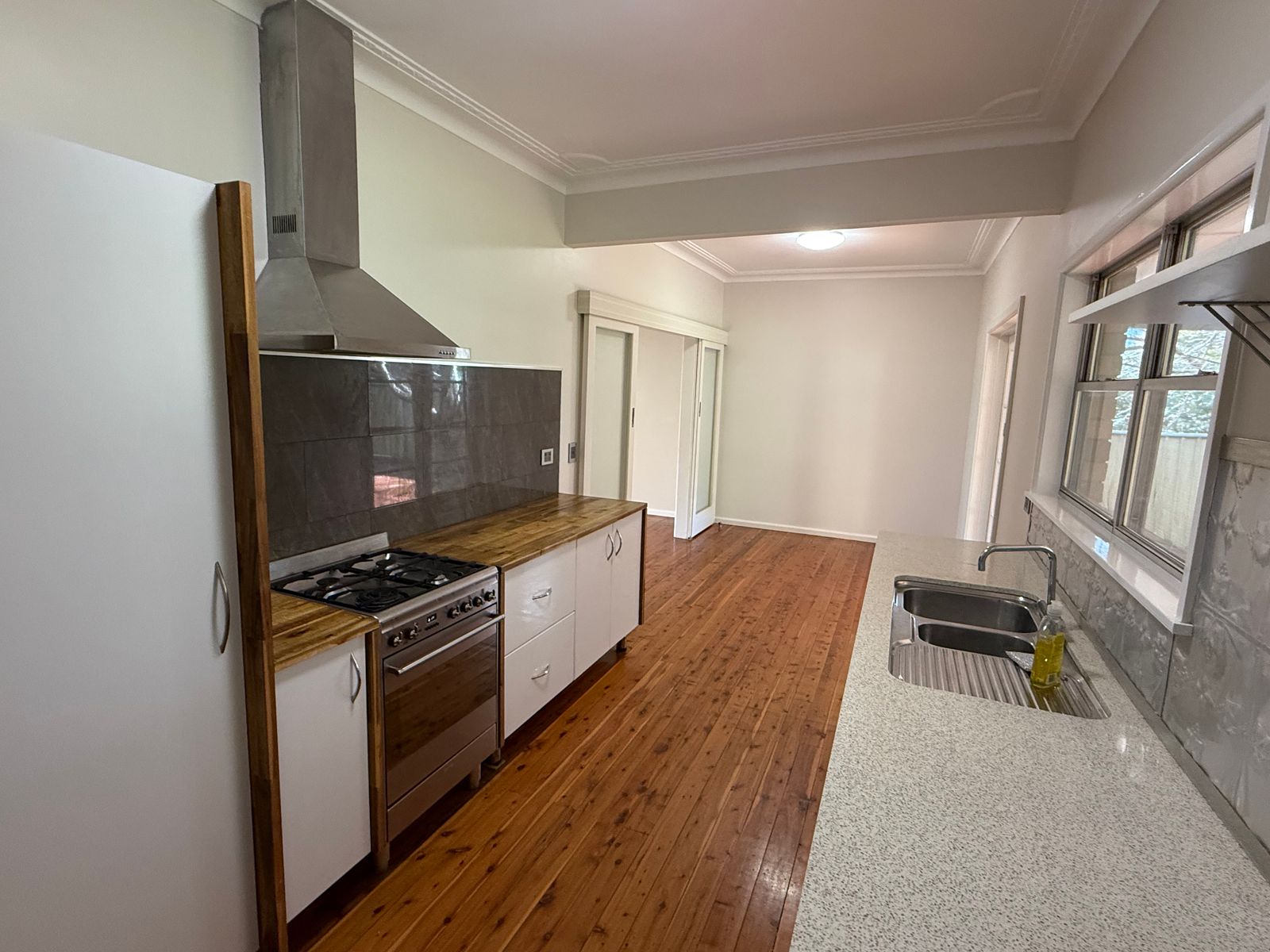 132 Rawson Avenue, Tamworth NSW 2340, Tamworth - Thumbnail 5