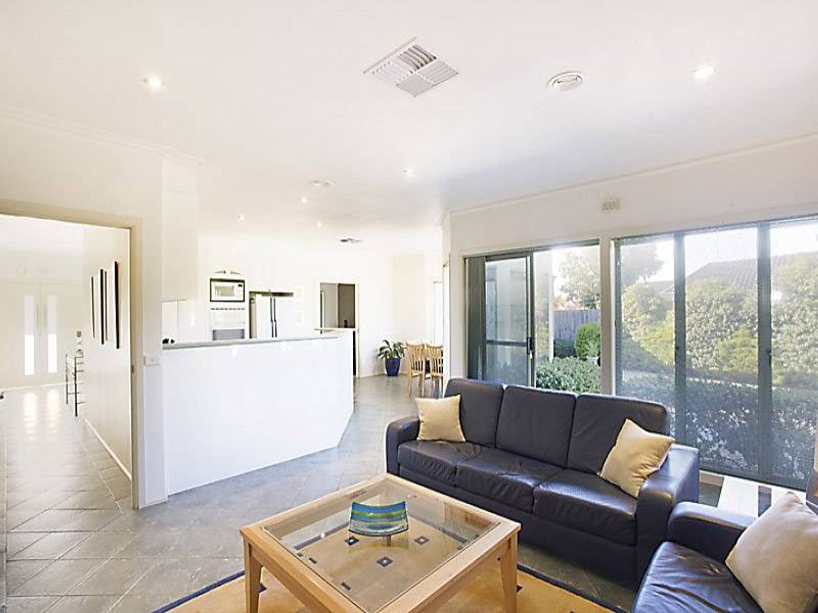 30 Clifton Road, Greenvale - Thumbnail 6