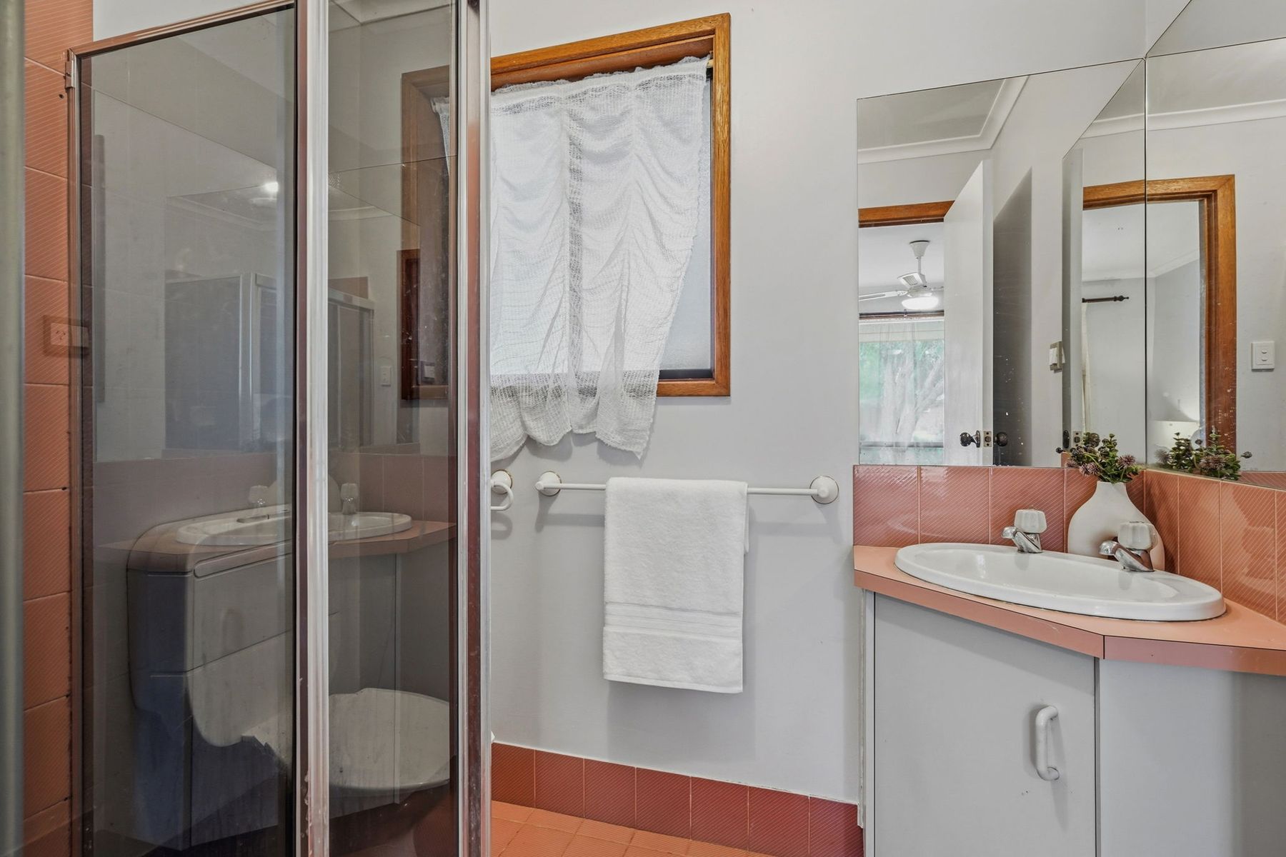 2 Illawarra Court, Craigmore SA 5114, Craigmore - Thumbnail 6