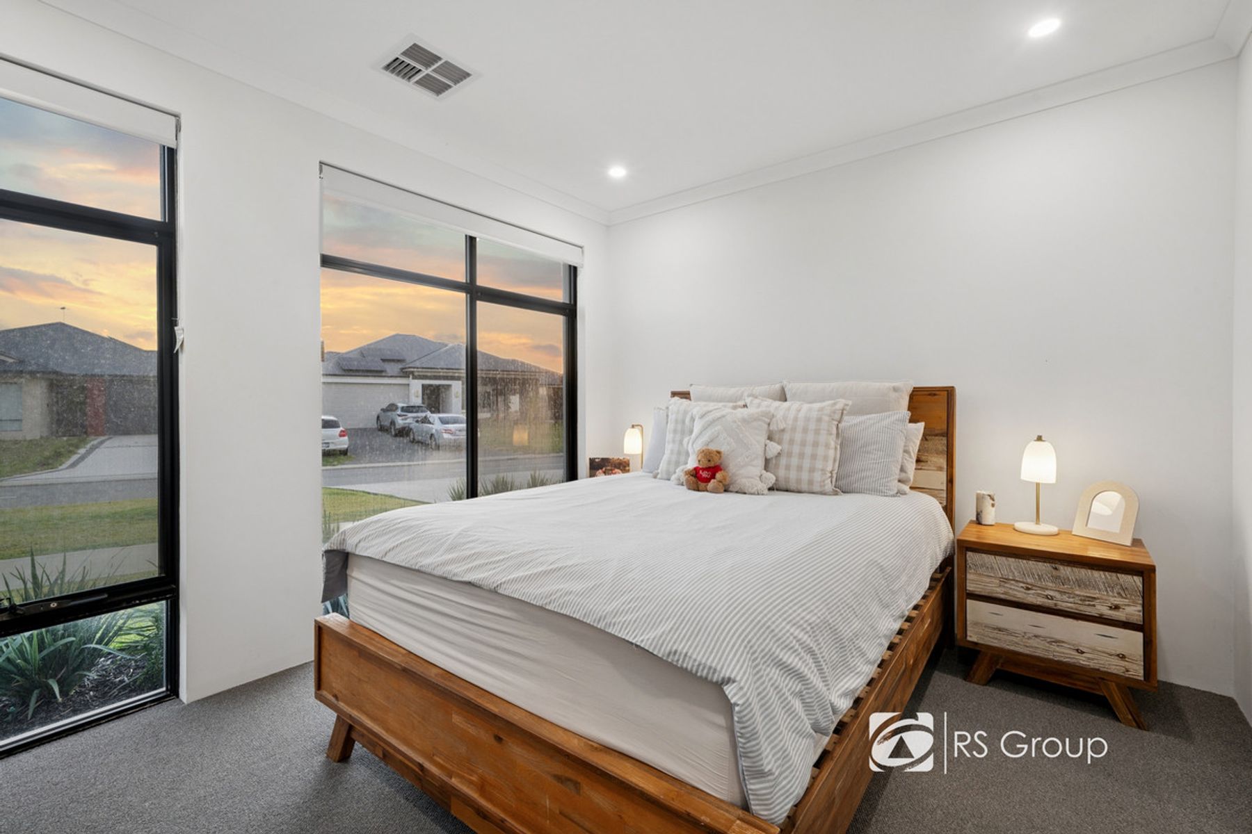 4 Norfolk Drive, Southern River WA 6110, Southern River - Thumbnail 2