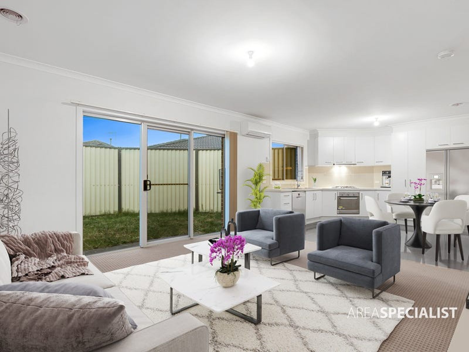 35 Sallys Run, Hampton Park, VIC 3976, Hampton Park - Thumbnail 2