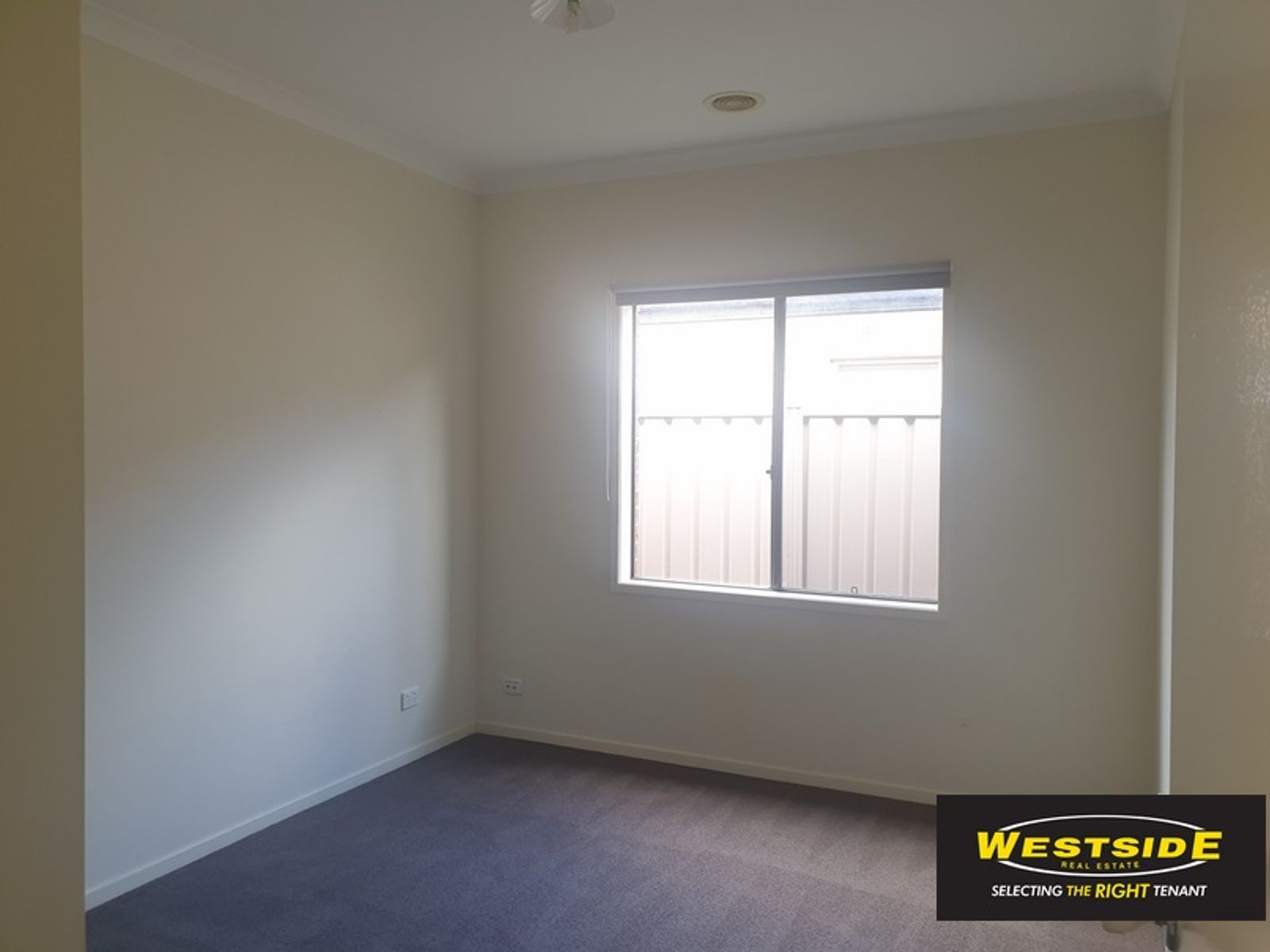 9 McCubbin Way, Caroline Springs VIC 3023, Caroline Springs - Thumbnail 4
