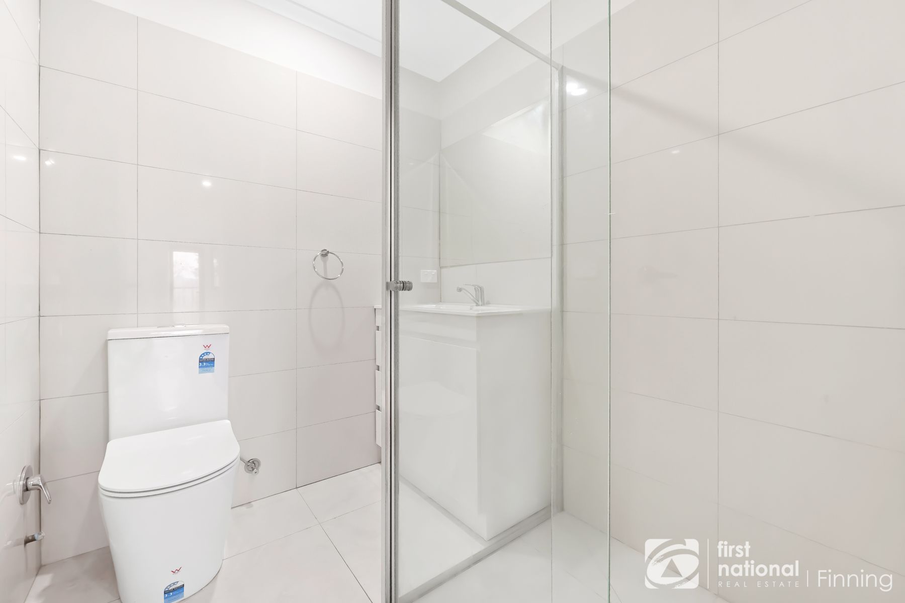 2/3 Hazelwood Avenue, Cranbourne North VIC 3977, Cranbourne North - Thumbnail 8