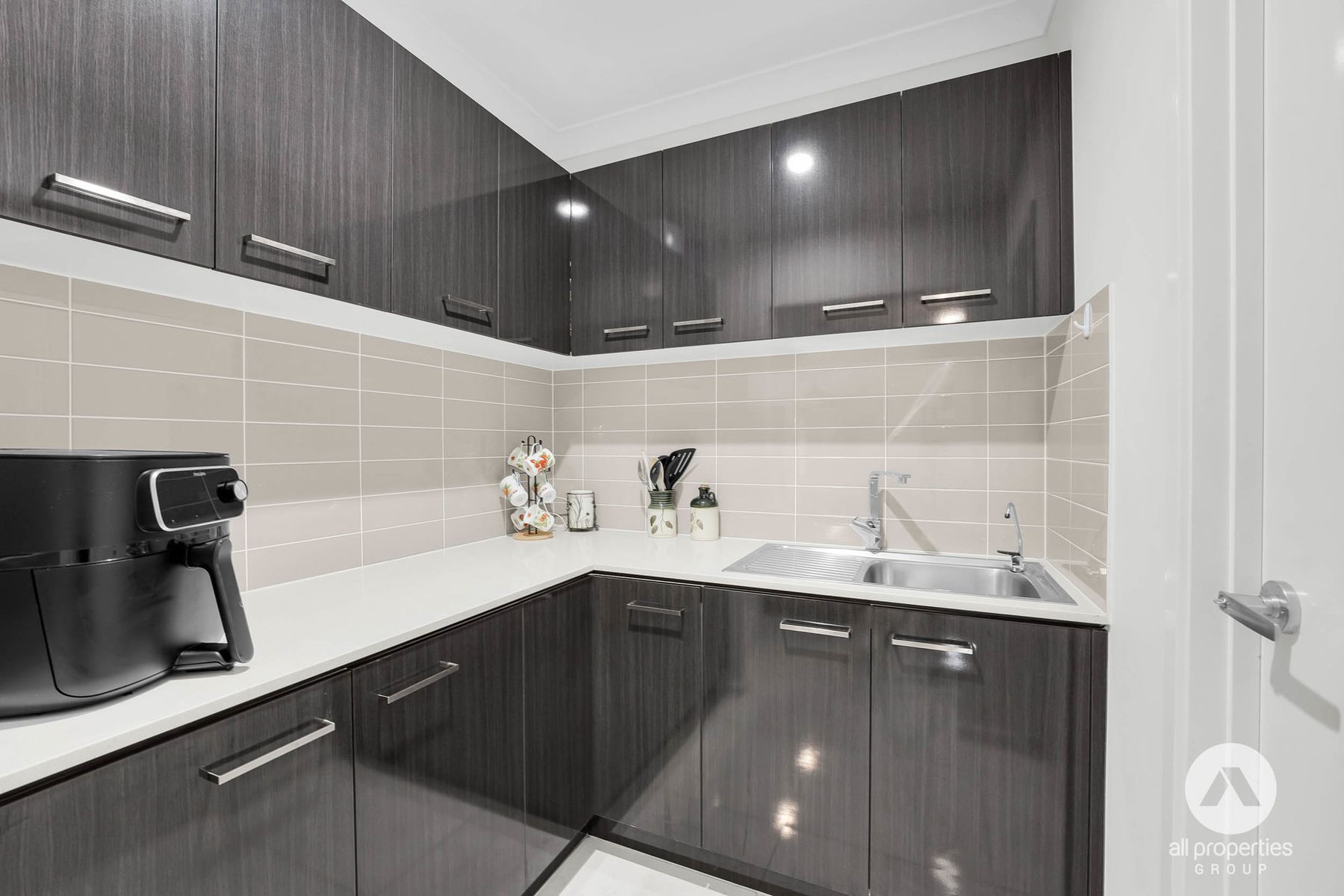 18 Lauremeg Place, Logan Village QLD 4207, Logan Village - Thumbnail 8