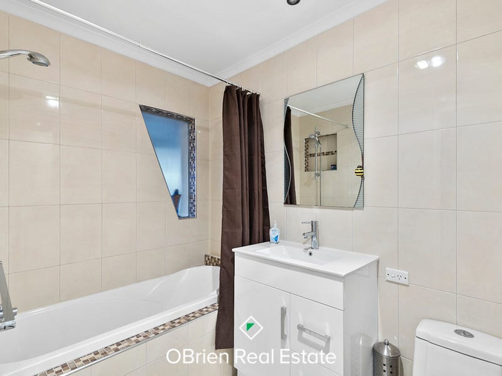 25 Haverstock Hill Close, Endeavour Hills, VIC 3802, Endeavour Hills - Thumbnail 6