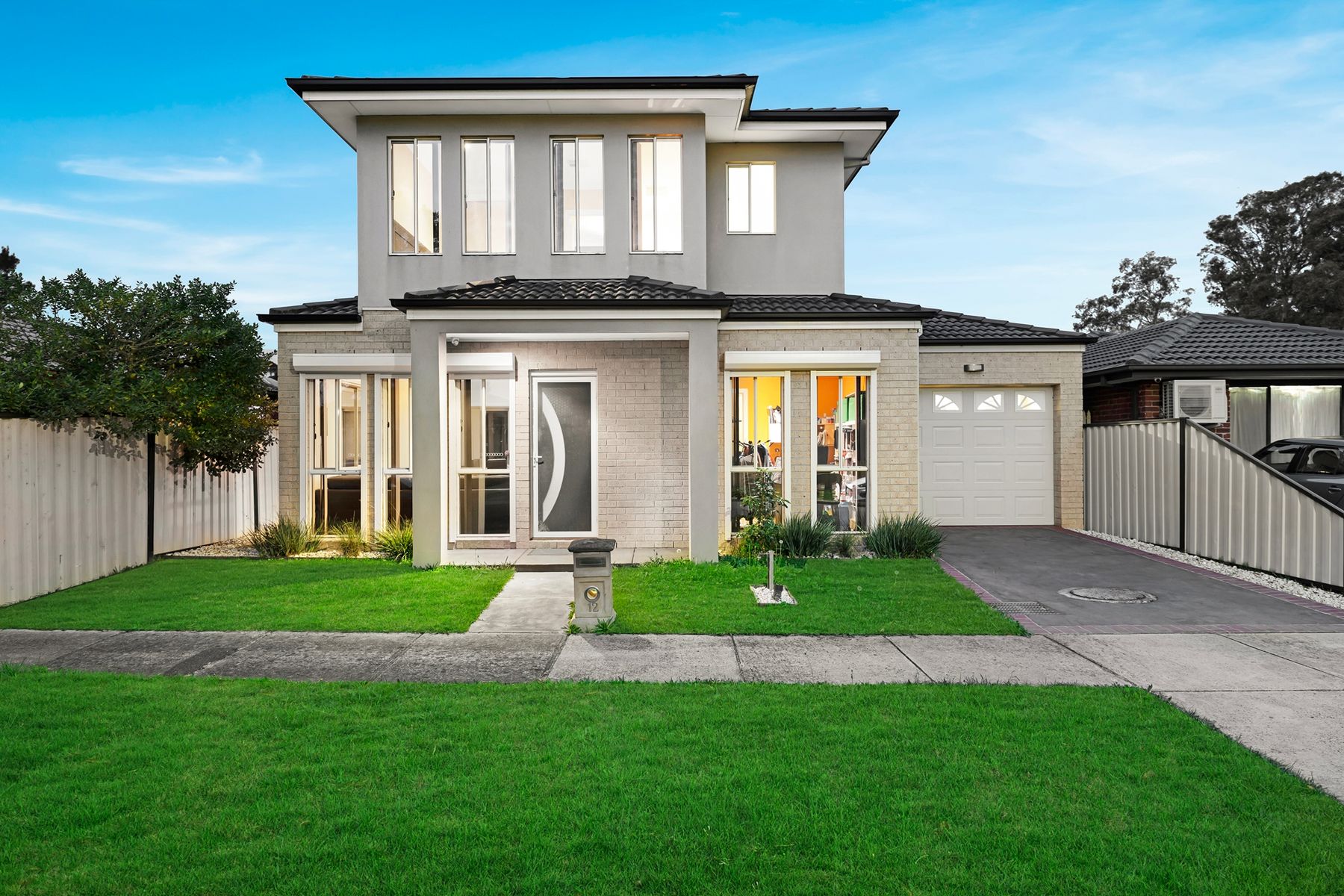 12 Branton Drive, Hampton Park, VIC 3976, Hampton Park - Thumbnail 2