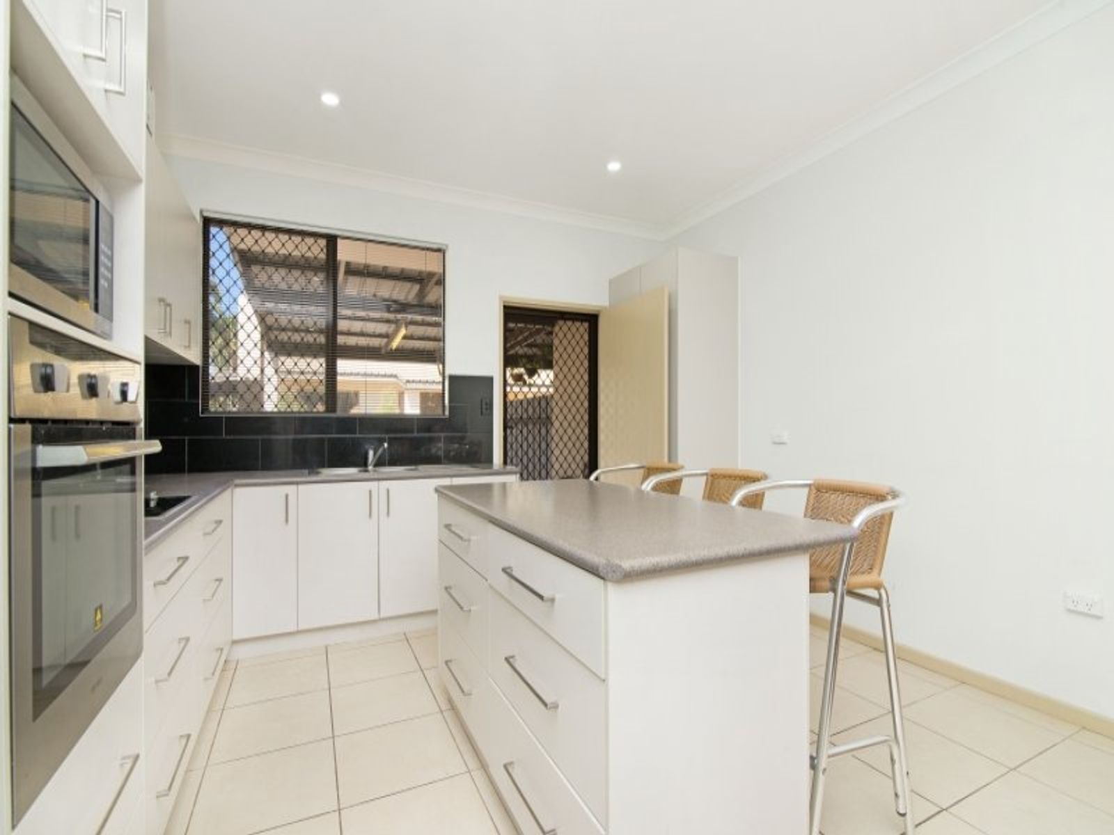 3/4 Gailes Court, Marrara NT 0812, Marrara - Thumbnail 3