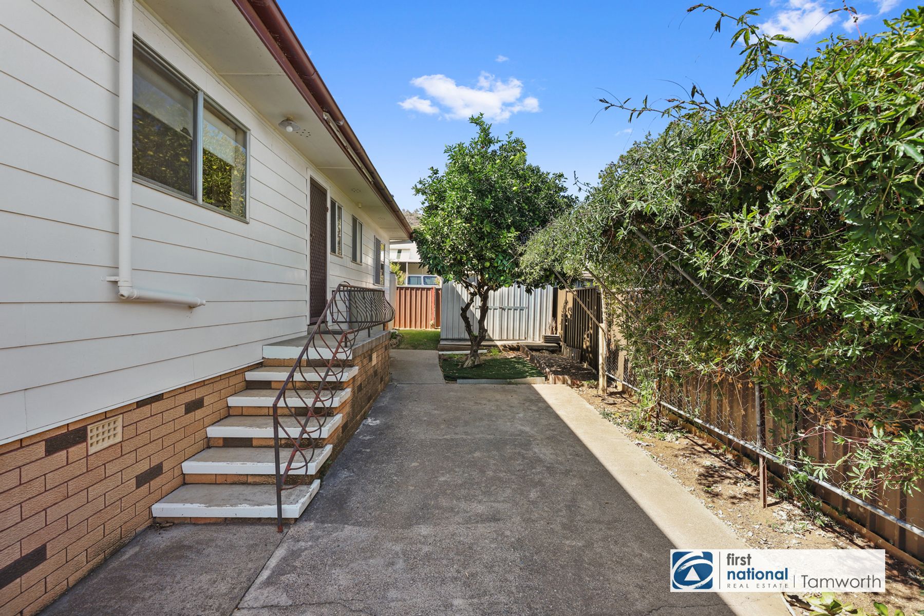 23 Carmichael  Ave, Tamworth NSW 2340, Tamworth - Thumbnail 2